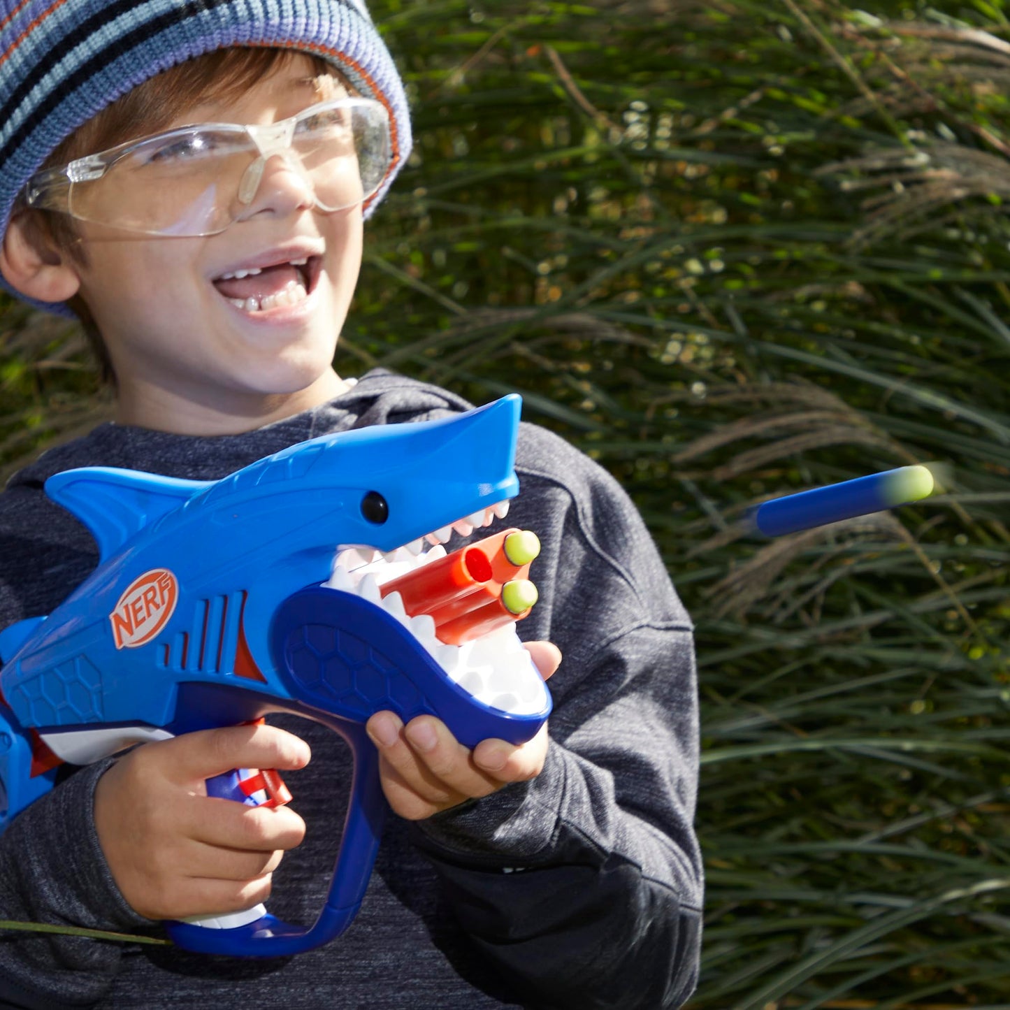 NERF Junior Wild Sharkfire Easy Play Dart Blaster | 8 Darts for 6+ | Outdoor Nerf Toy