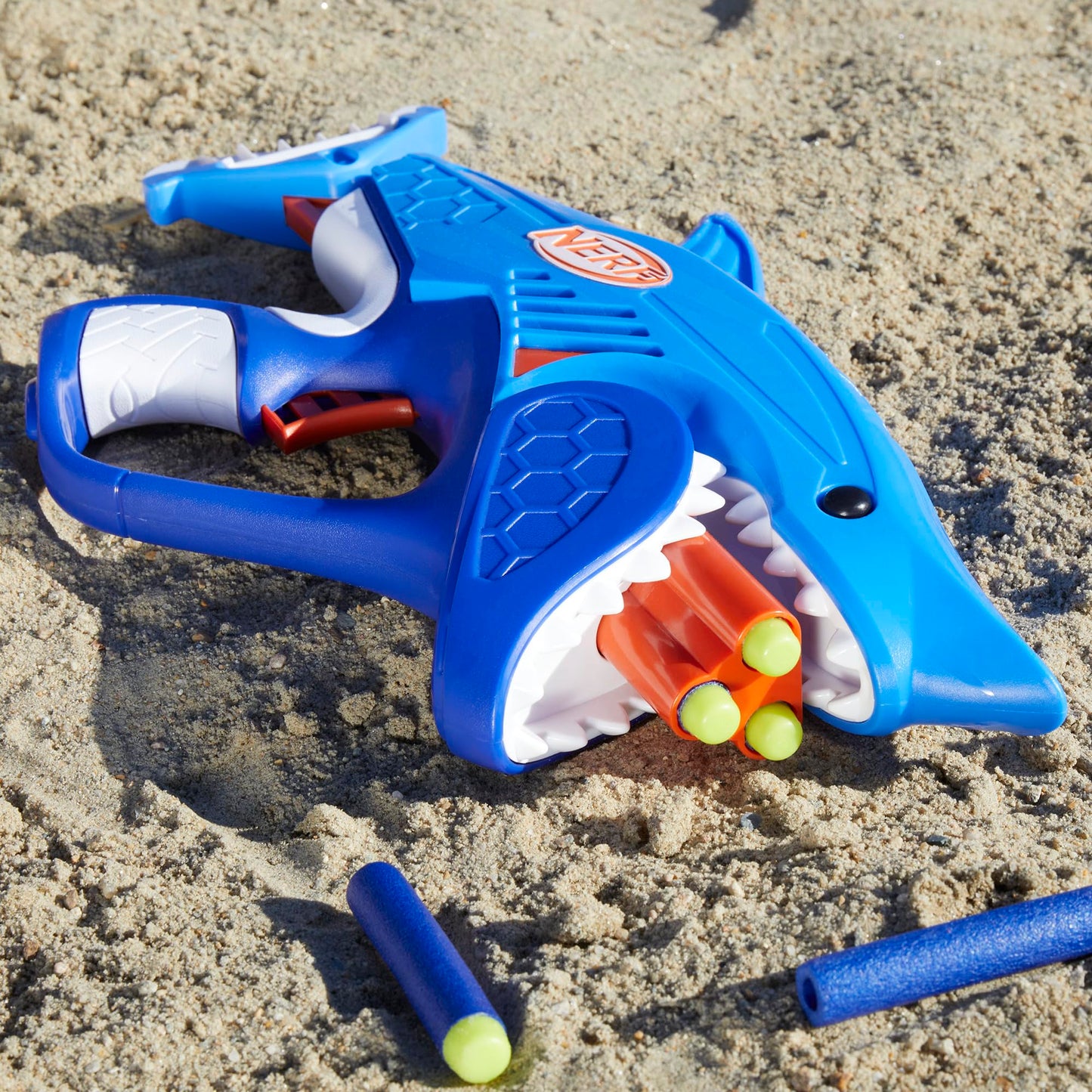 NERF Junior Wild Sharkfire Easy Play Dart Blaster | 8 Darts for 6+ | Outdoor Nerf Toy