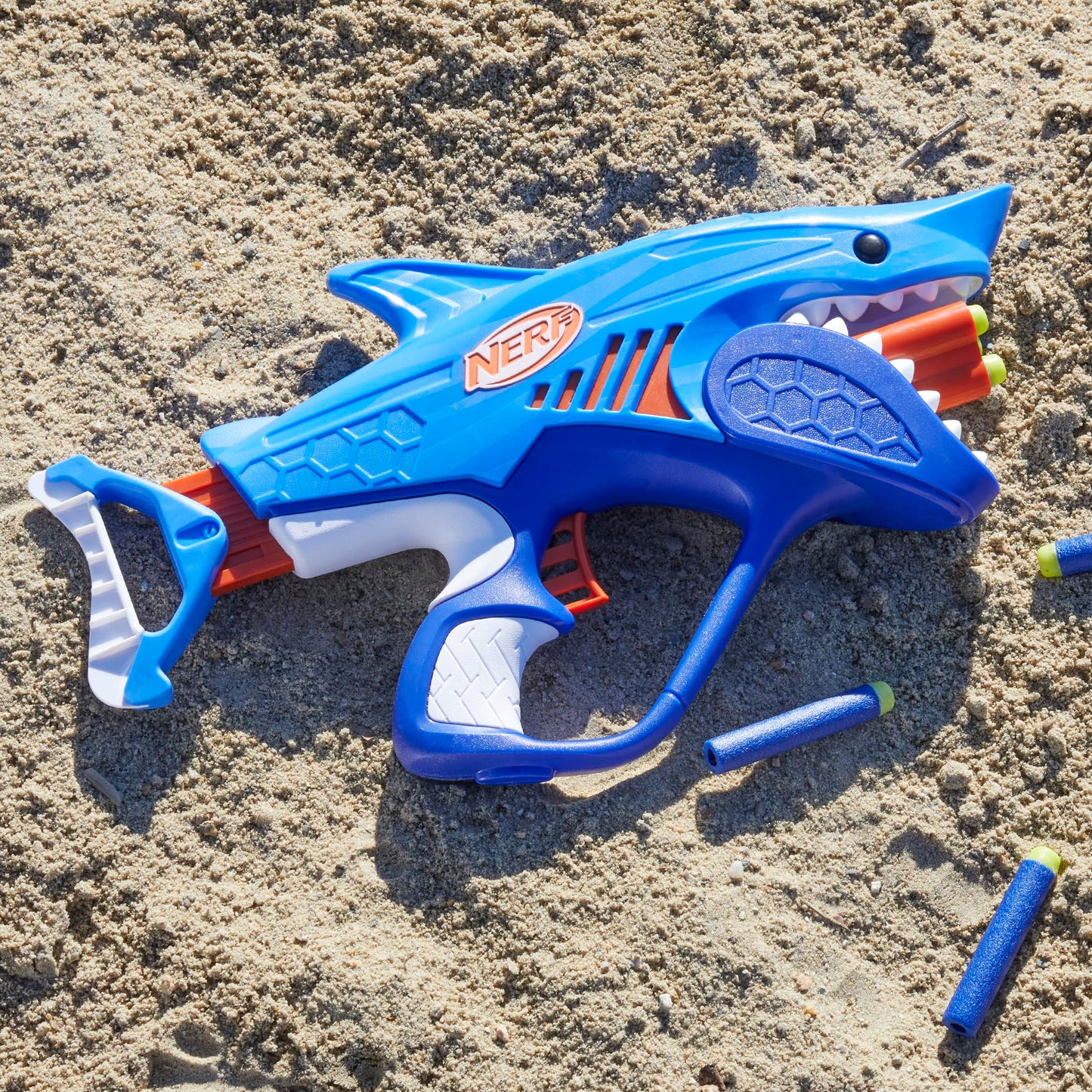 NERF Junior Wild Sharkfire Easy Play Dart Blaster | 8 Darts for 6+ | Outdoor Nerf Toy