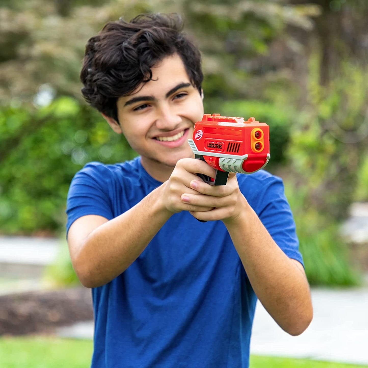 NERF Laser Strike 4-Player Laser Tag Game Pack – 4 Blasters & 4 Holsters, 300ft Range, Indoor/Outdoor