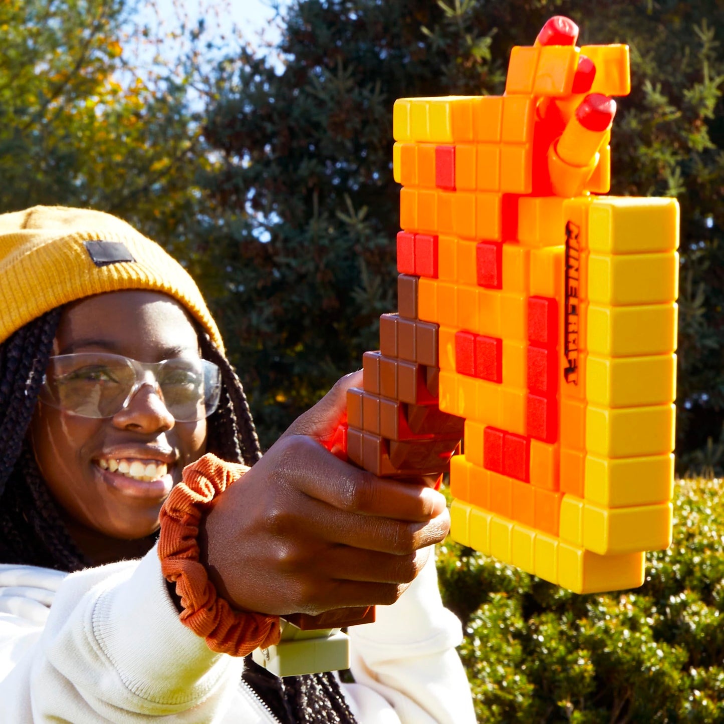 Nerf Minecraft Firebrand Axe – Dart-Blasting Toy with 3-Dart Capacity (No Batteries)