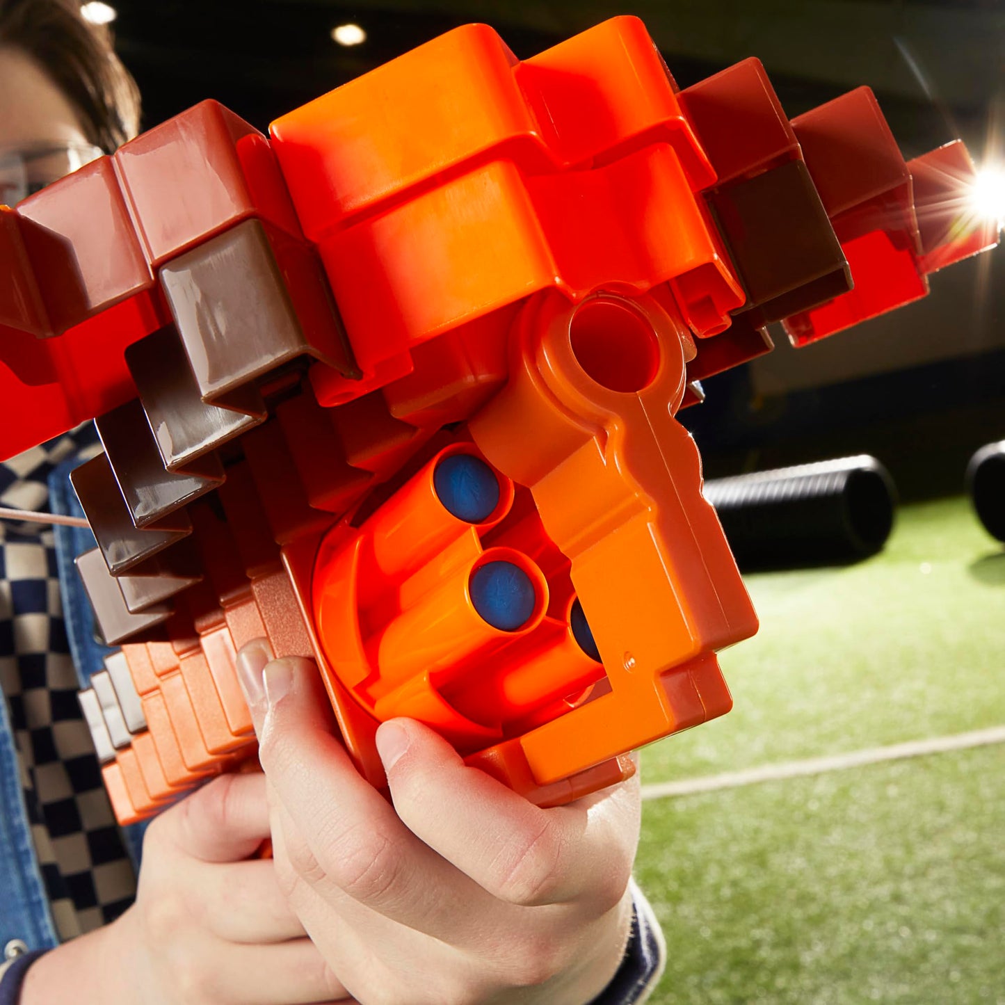 Nerf Minecraft Pillager's Crossbow Dart Blaster — 6-Dart Capacity, N1 Darts, Ages 8+