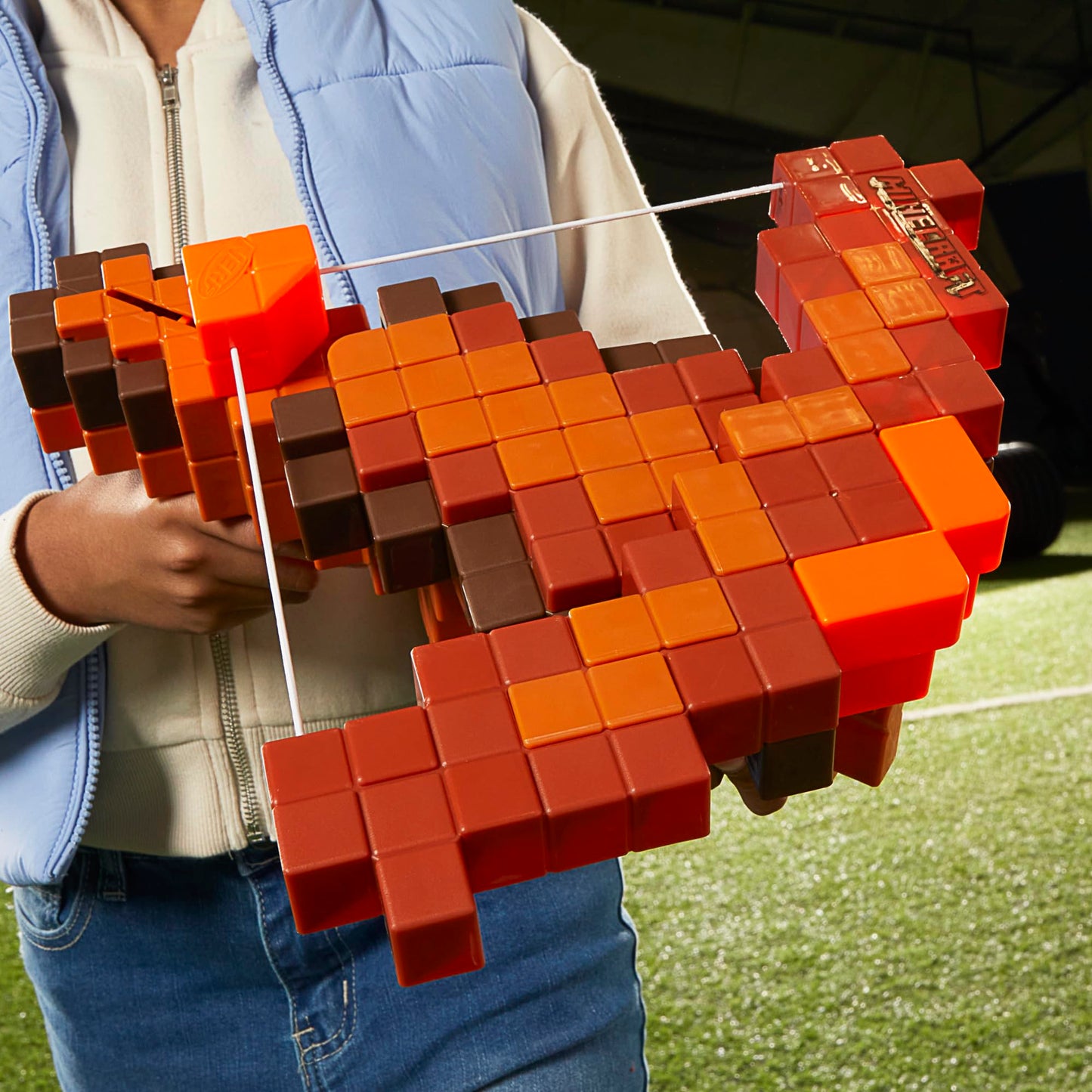 Nerf Minecraft Pillager's Crossbow Dart Blaster — 6-Dart Capacity, N1 Darts, Ages 8+