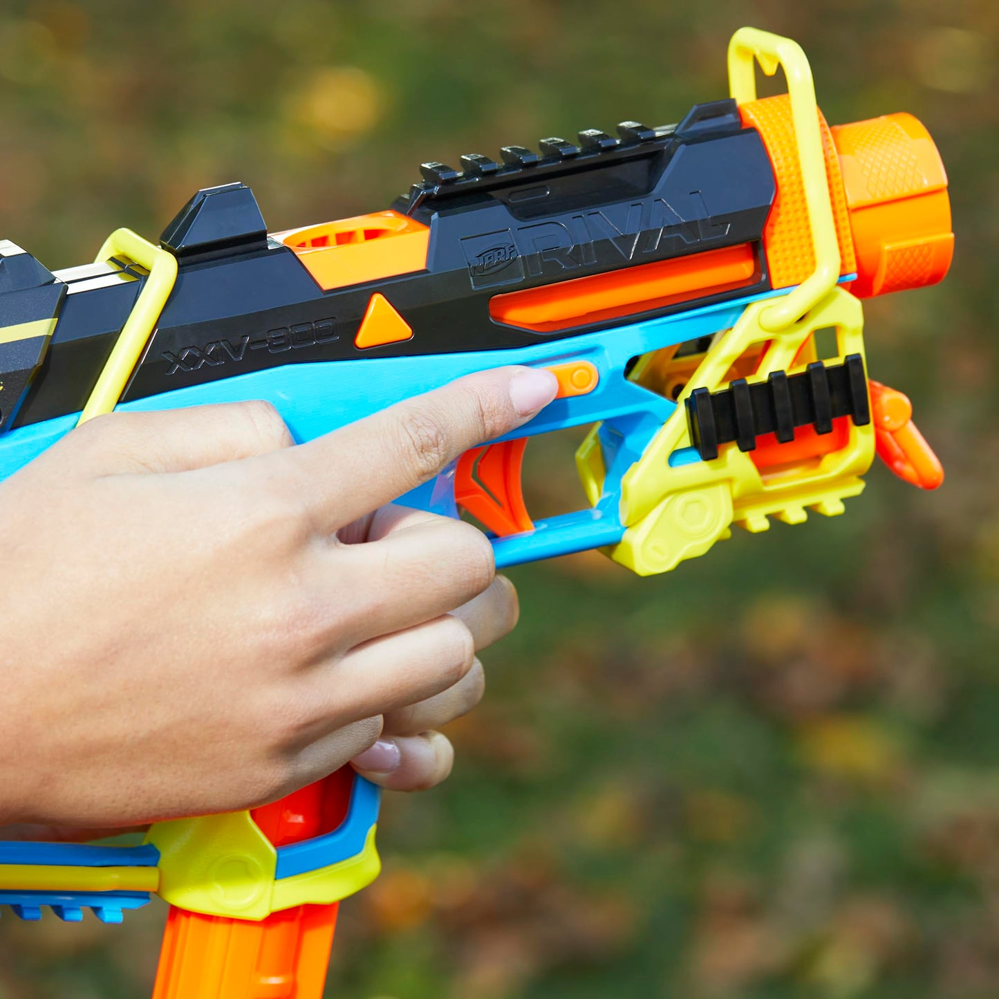 Nerf Rival Mirage XXIV-800 Blaster – 90 FPS, 2 Loading Modes, 8-Round Magazine + 10 Accu-Rounds