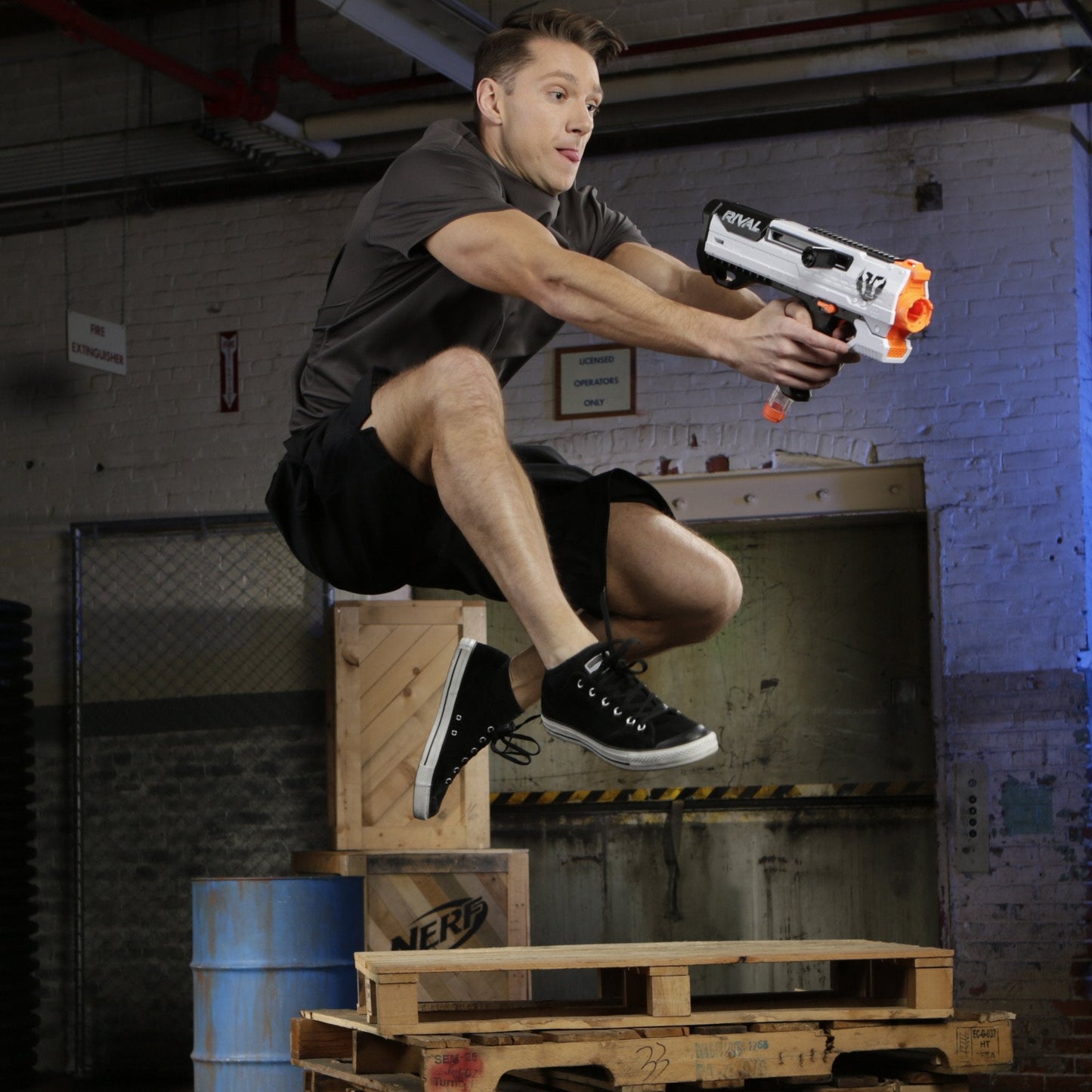 Nerf Rival Phantom Corps Helios XVIII-700 – Bolt-Action Blaster