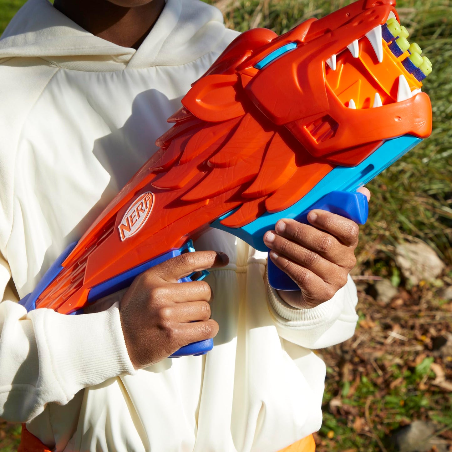 NERF Wild Lionfury Easy Play Dart Blaster — 16 Nerf Elite Darts for 6+ Kids