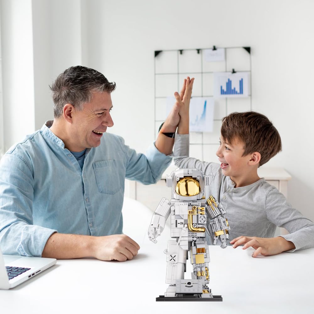 NETEHU Space Astronaut Building Block Set – 880 Pieces, Gift for Ages 6-14 & Adults