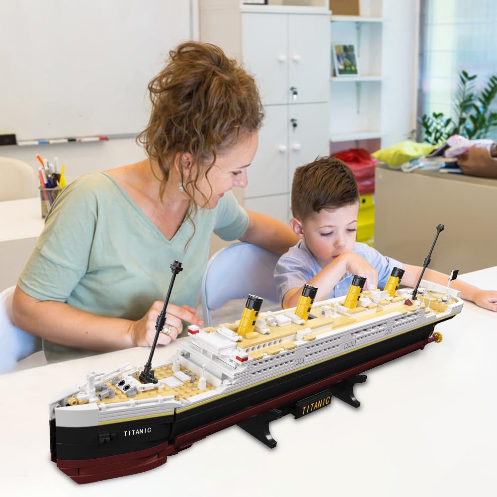 NETEHU Titanic Boat Model Building Set • 1465 Pieces – DIY Cruise Ship Toy