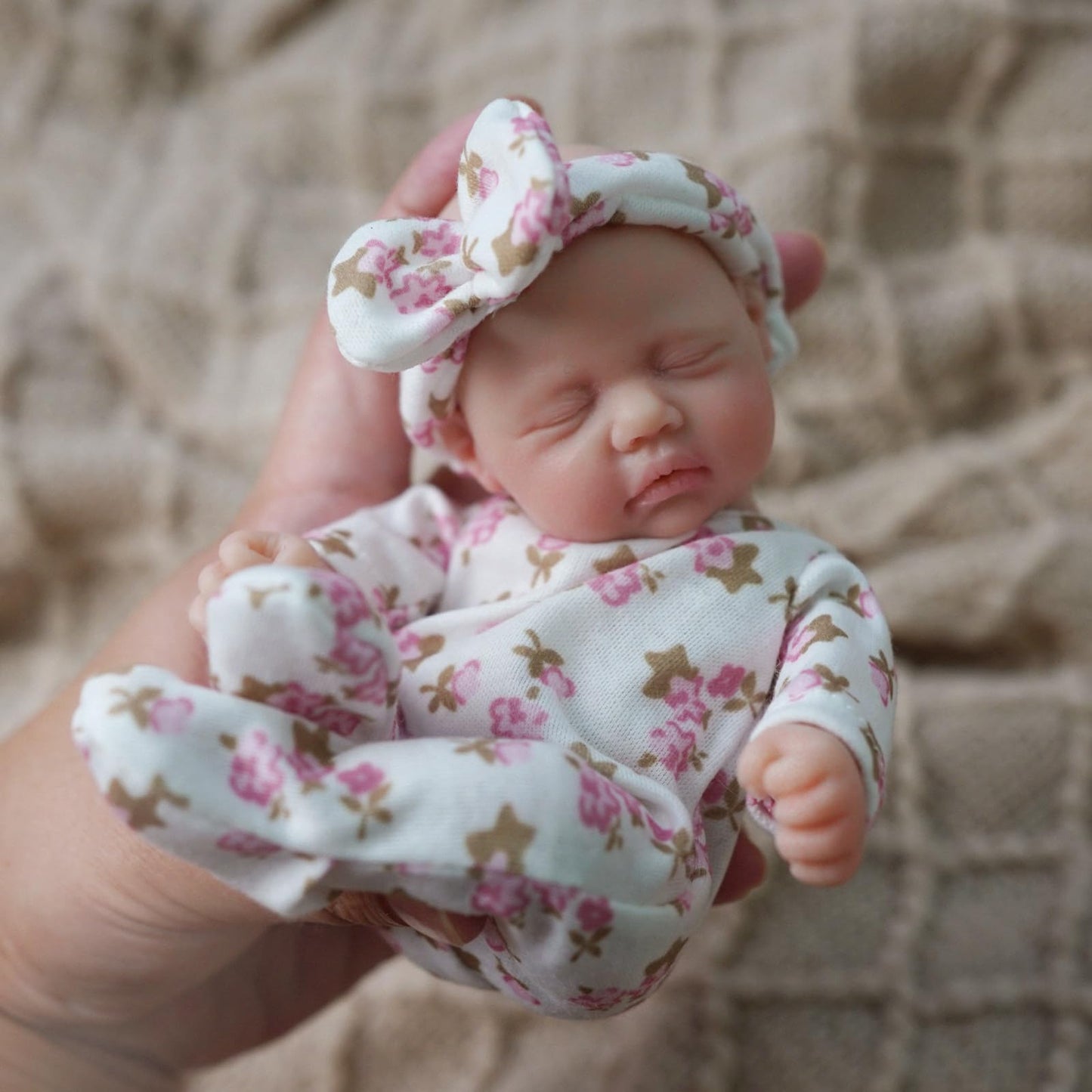 Newtotlove 7-inch Girl Micro Preemie Full Body Silicone Baby Doll with Feeding Accessories