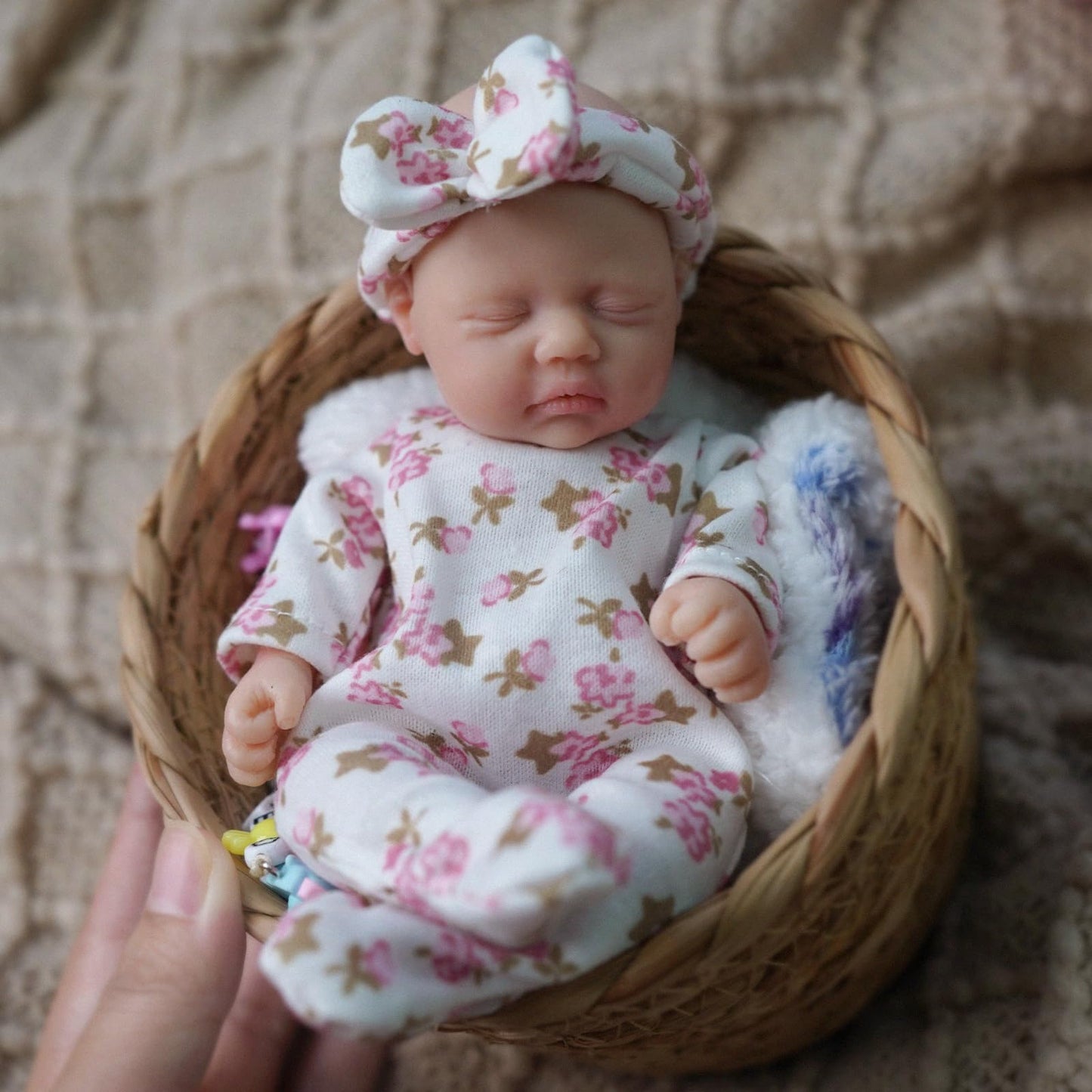 Newtotlove 7-inch Girl Micro Preemie Full Body Silicone Baby Doll with Feeding Accessories