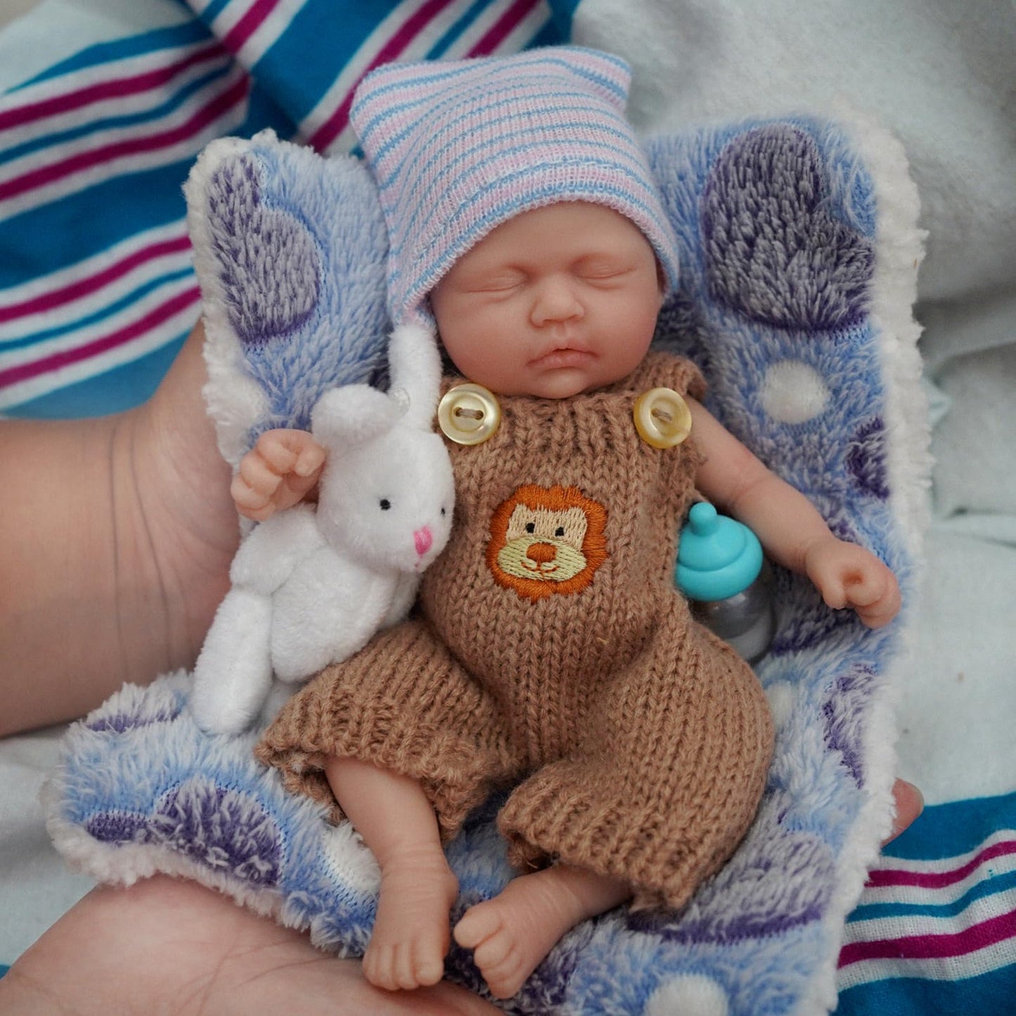 Newtotlove Miniature 7-Inch Silicone Newborn Doll – Realistic Baby Boy with Clothes & Gift Box