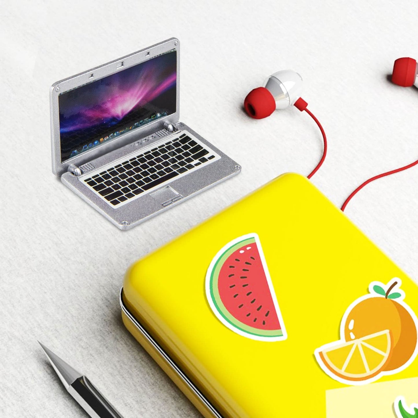 ODDIER Dollhouse Laptop 1:12 Scale – Miniature Metal Laptop for 11.5–12-Inch Dolls