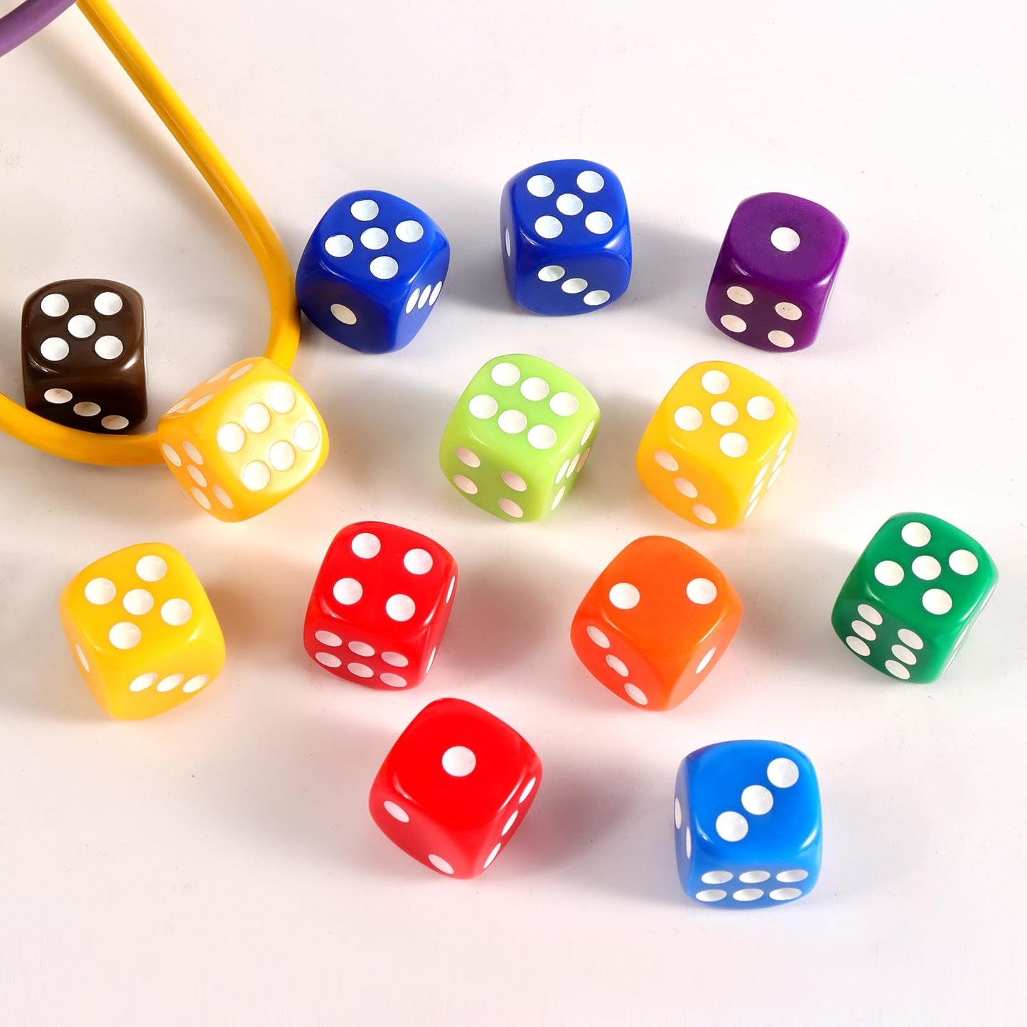 Okehlotos 16mm Standard 6-Sided Dice Set - 50 Colorful Dice for Games and Learning