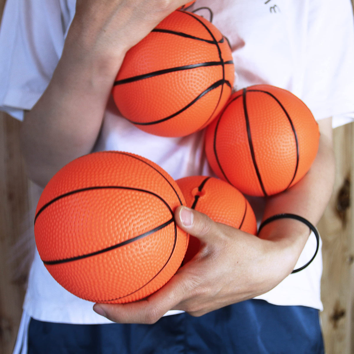 Oleitodh 40Pcs Mini Basketball Set – 6-Inch Balls with Pump for Over-the-Door Hoops