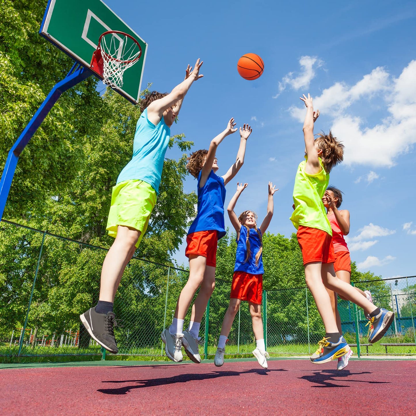 Oleitodh 40Pcs Mini Basketball Set – 6-Inch Balls with Pump for Over-the-Door Hoops
