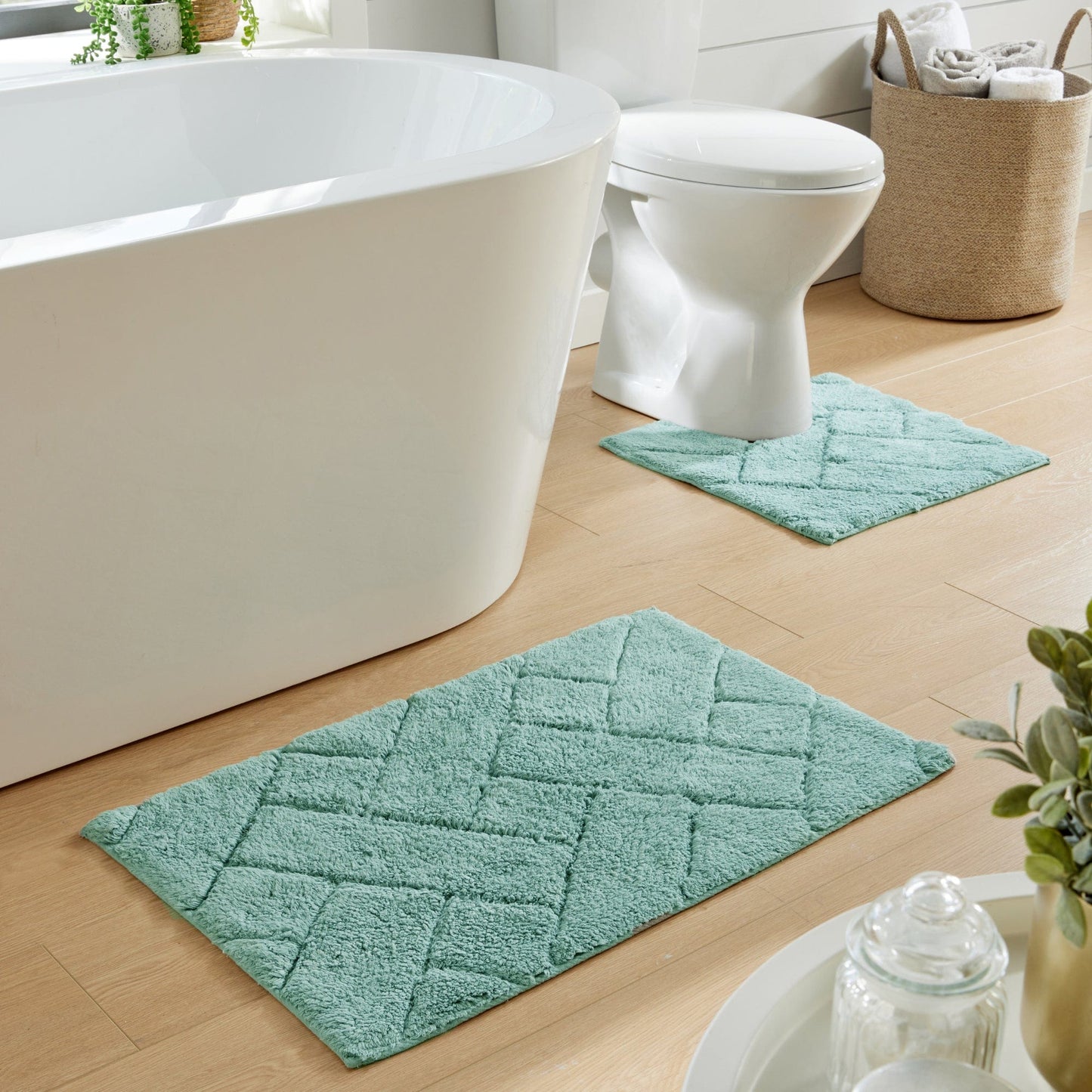 OLIVIA ROCCO Bali Bath Mat And Pedestal Set Luxurious Super Absorbent Easy Care Non Slip
