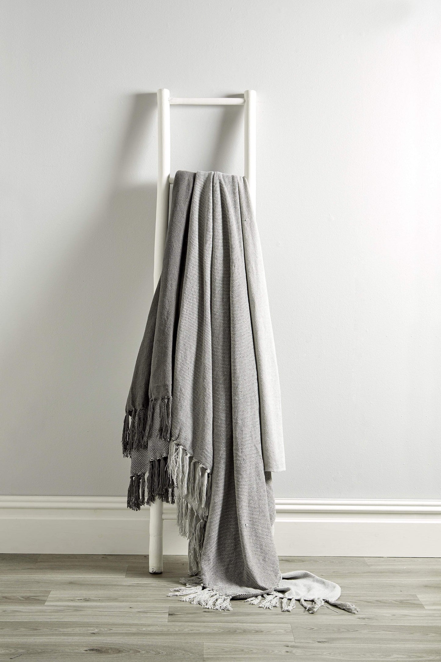 OLIVIA ROCCO Handwoven Large Check Pure Indian Cotton Throw Blanket With Tassels Eco