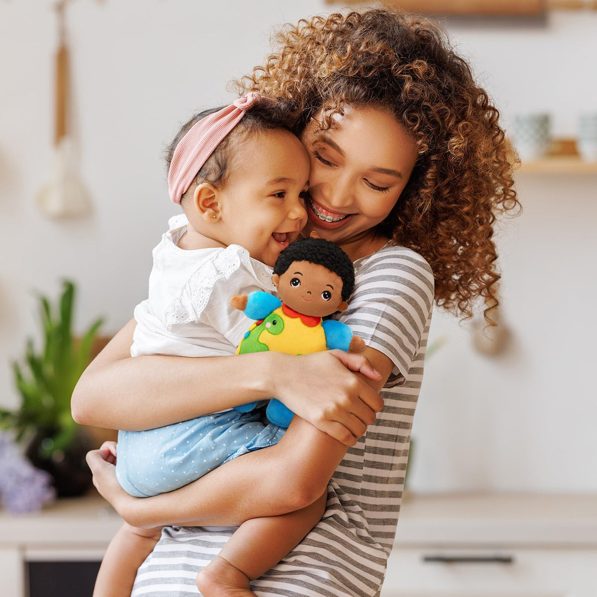 OUOZZZ 10-Inch Soft Black Boy Doll – Toddler Buddy & Dinosaur Gift