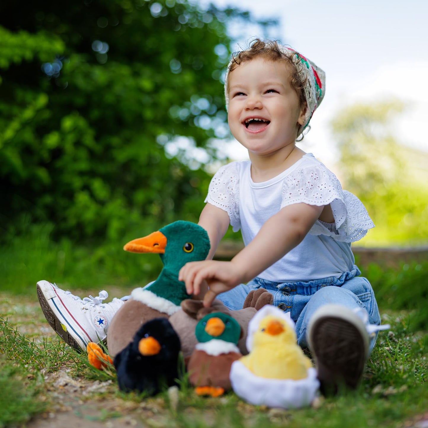 OUOZZZ Duck Stuffed Animals with 3 Ducklings and Nest – Plush Mallard Toy for Toddlers 1-3