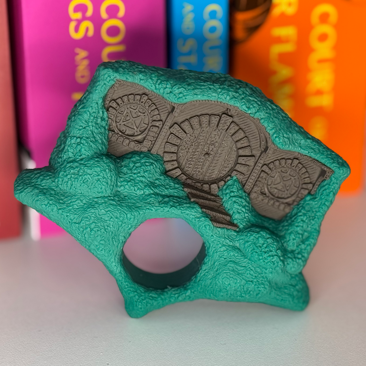 Shireville Book Page Holder | Cosy Cottage Thumb Ring for Readers