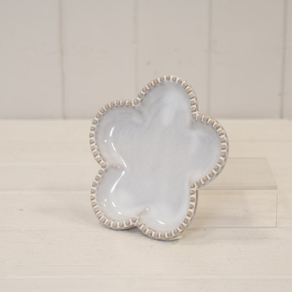 Natural Ceramic Flower Shaped Plate with Bobble Rim Small 13.8cm x 13.1cm x 2.9cm