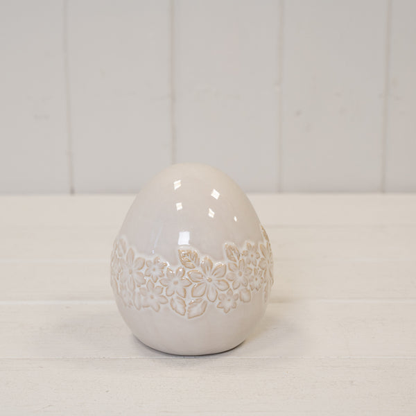 Small Ceramic Egg with Flower Garland Design 9.5cm x 9.5cm x 10.5cm