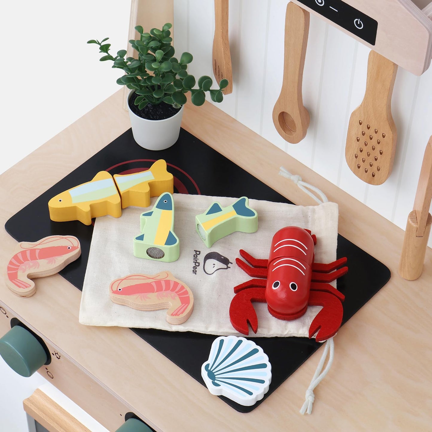 PairPear Wooden Seafood Cutting Set for Toddlers - Pretend Play Kitchen Toys