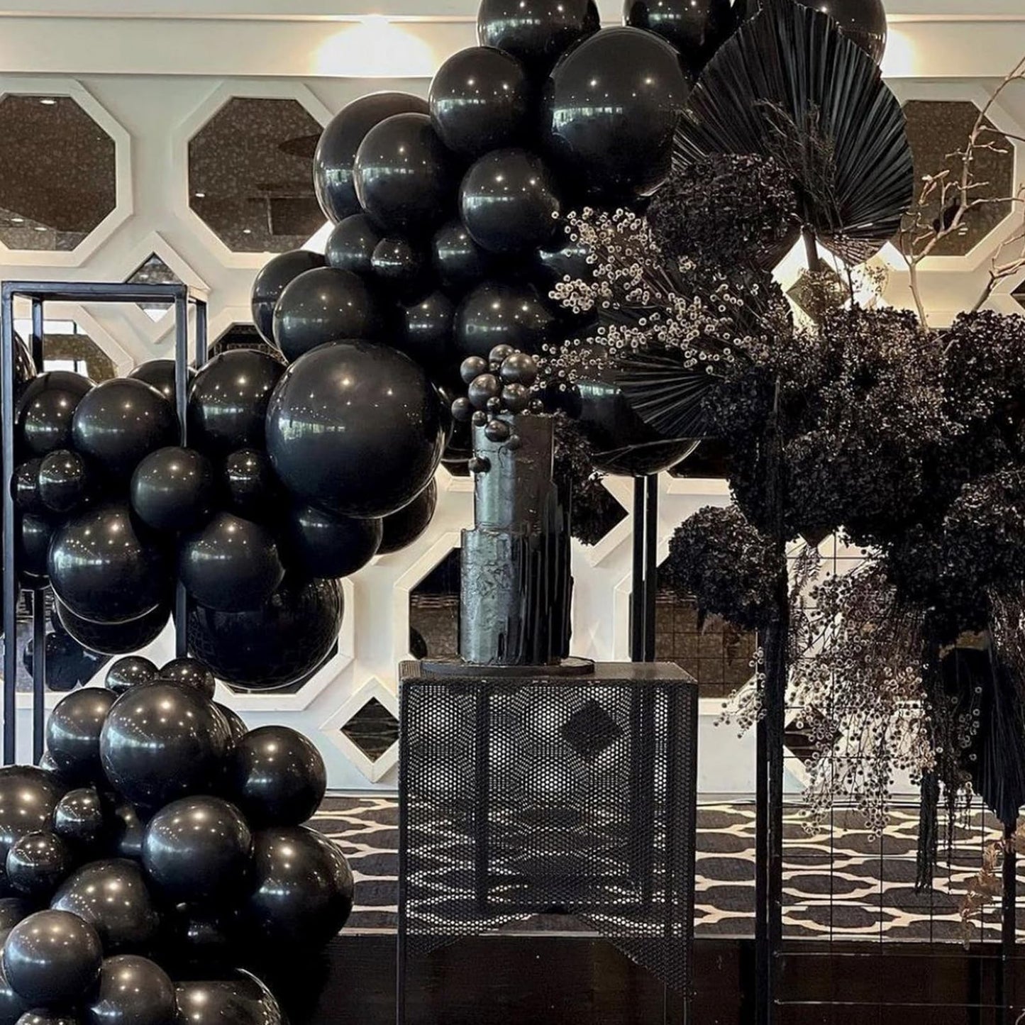 PartyWoo Black Balloons – 100 Pcs Matte Black Mixed Sizes for Balloon Garland & Arch