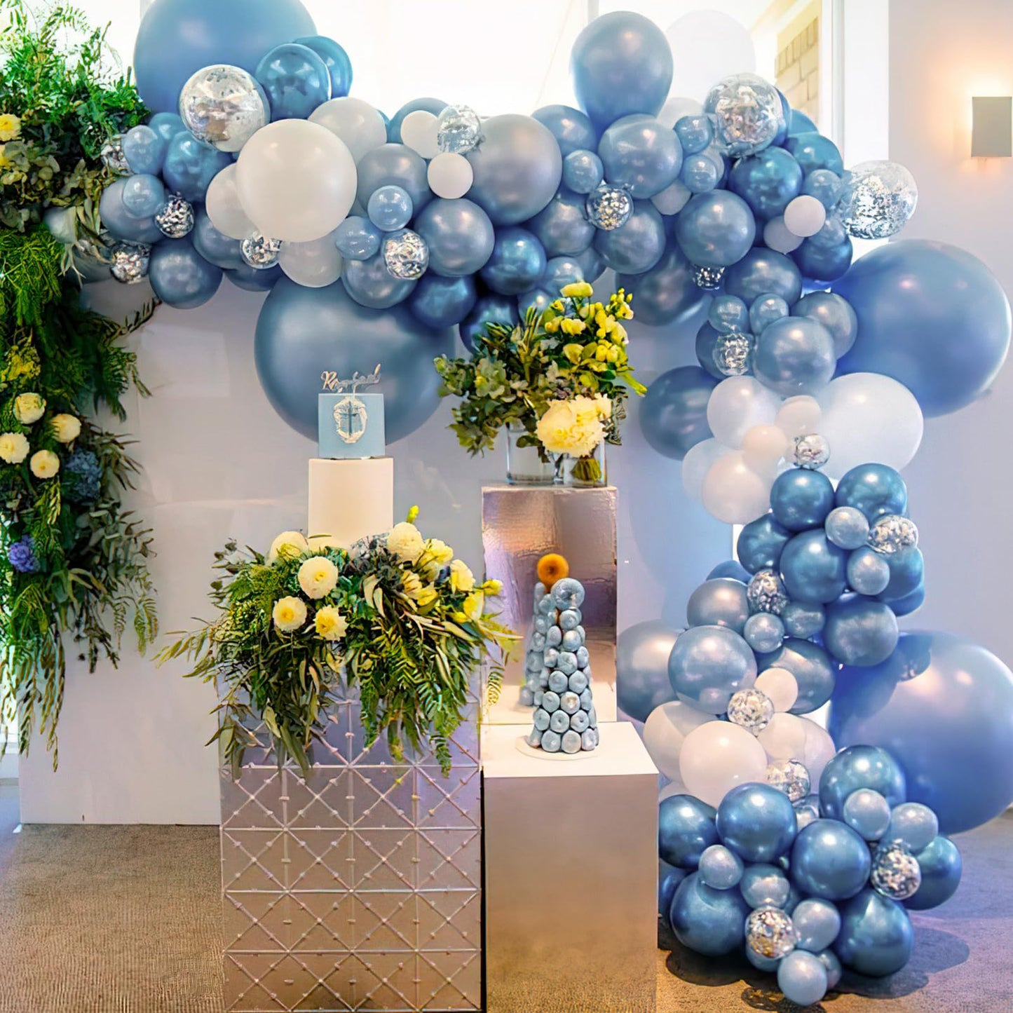 PartyWoo Metallic Light Blue Balloons — 140 pcs in 18/12/10/5 in Balloon Arch Kit