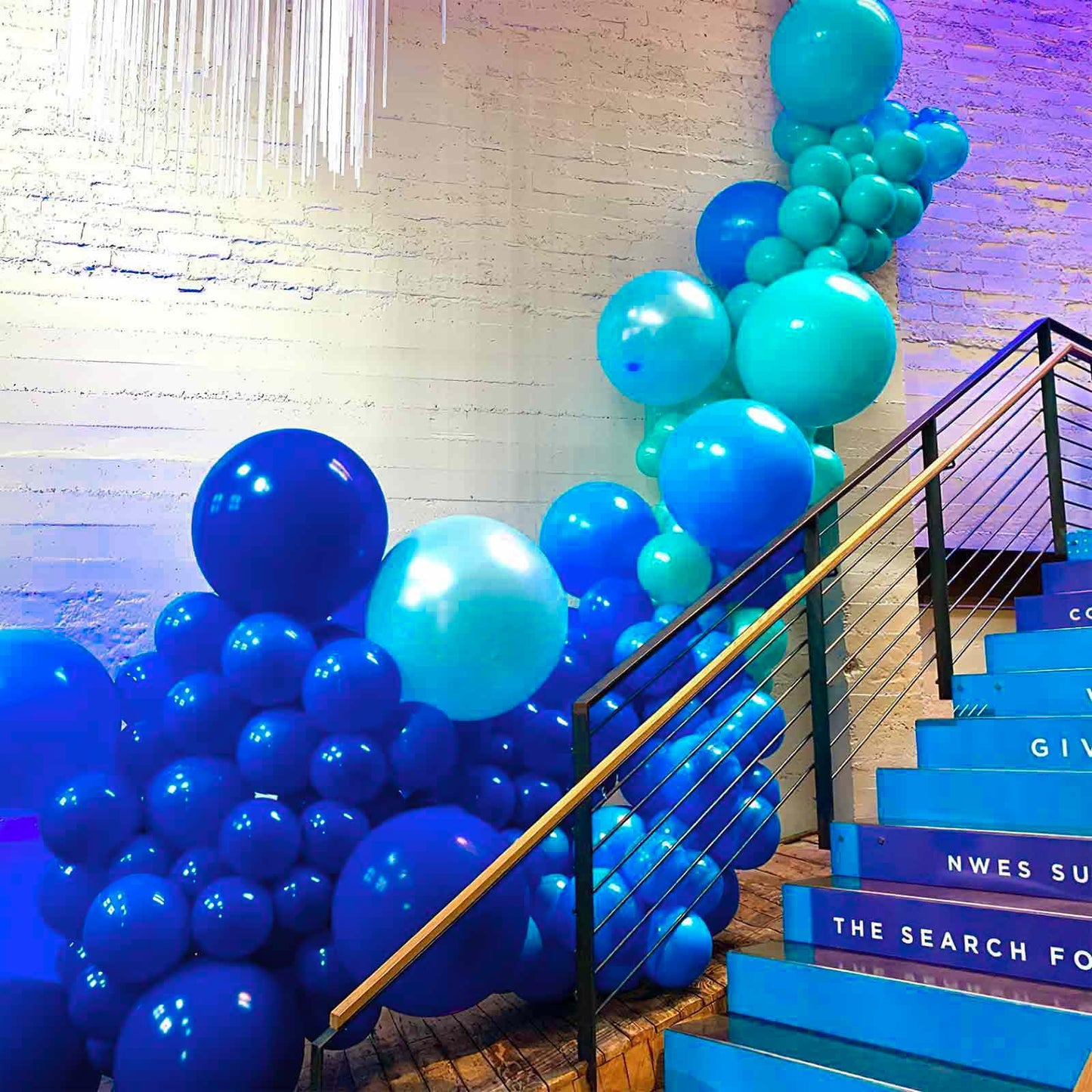 PartyWoo Royal Blue Balloons 123pcs – Mixed Sizes (18/12/10/5in) for Arches & Celebrations