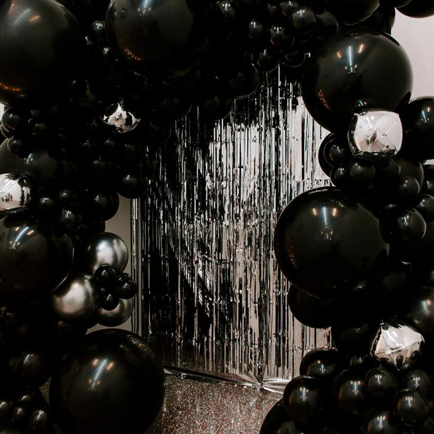PartyWoo Black Balloons – 100pcs, 5-Inch Matte Latex Balloons for Weddings, Birthdays & Celebrations