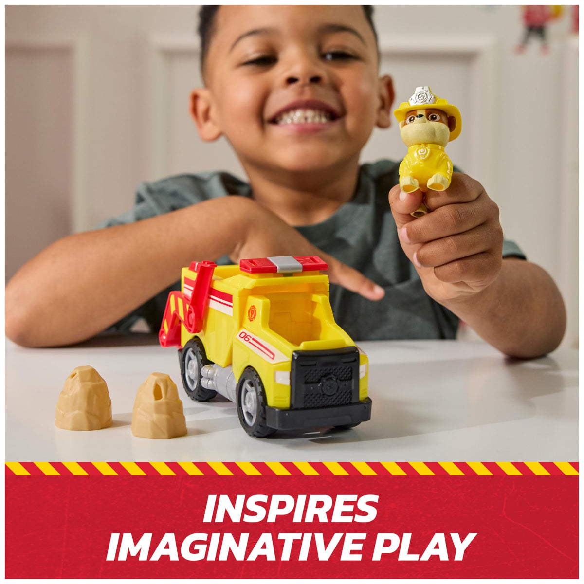 Paw Patrol Fire Rescue: Rubble Dump Truck with Figure & Projectiles