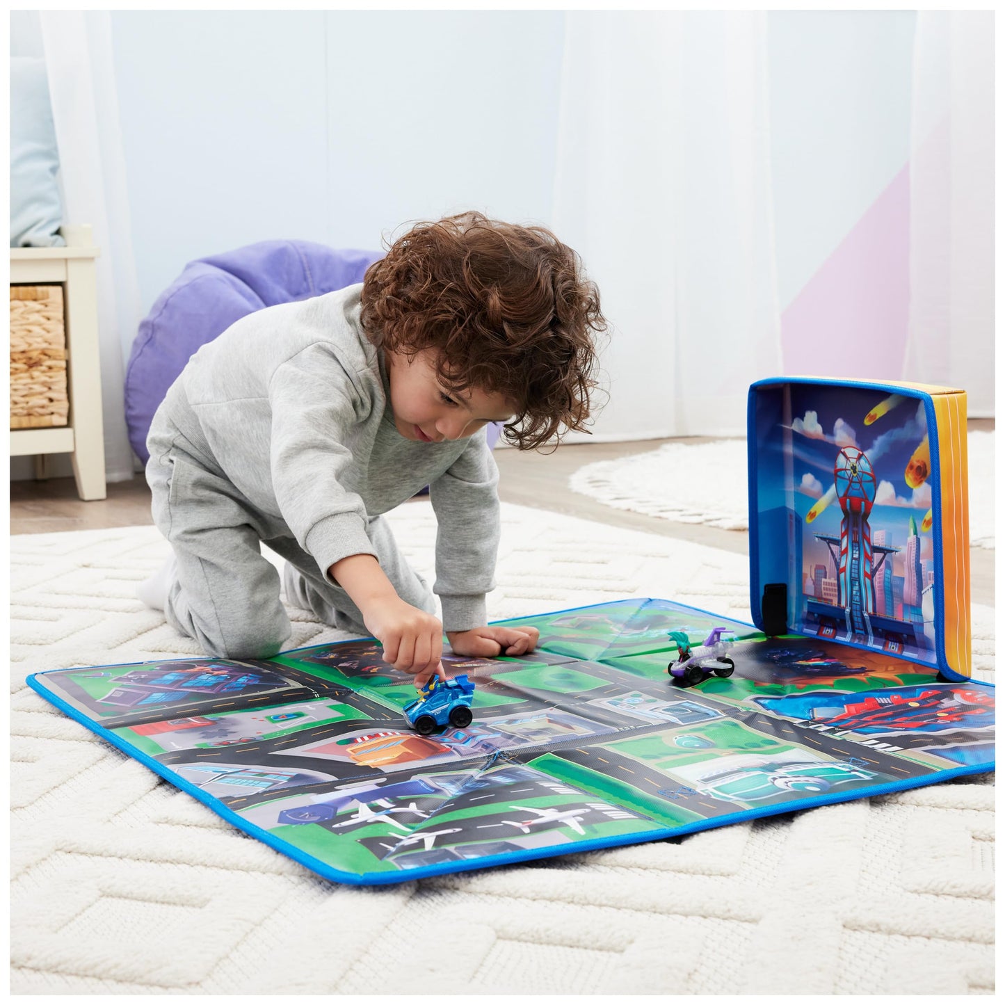PAW Patrol: The Mighty Movie Pup Squad Play Mat Gift Pack – Chase & Vee Racers