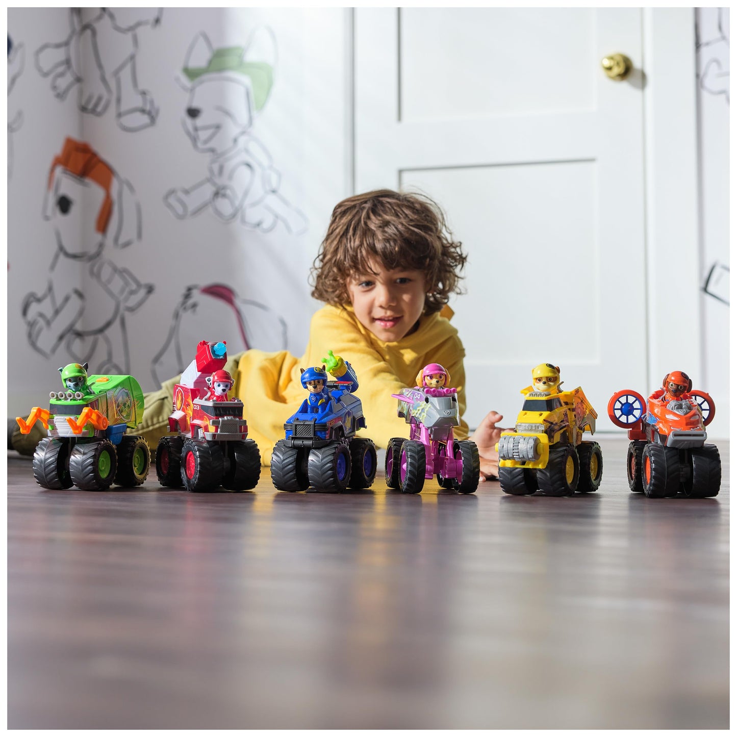Paw Patrol Rescue Wheels Roxi Monster Truck with Transformation & Figure