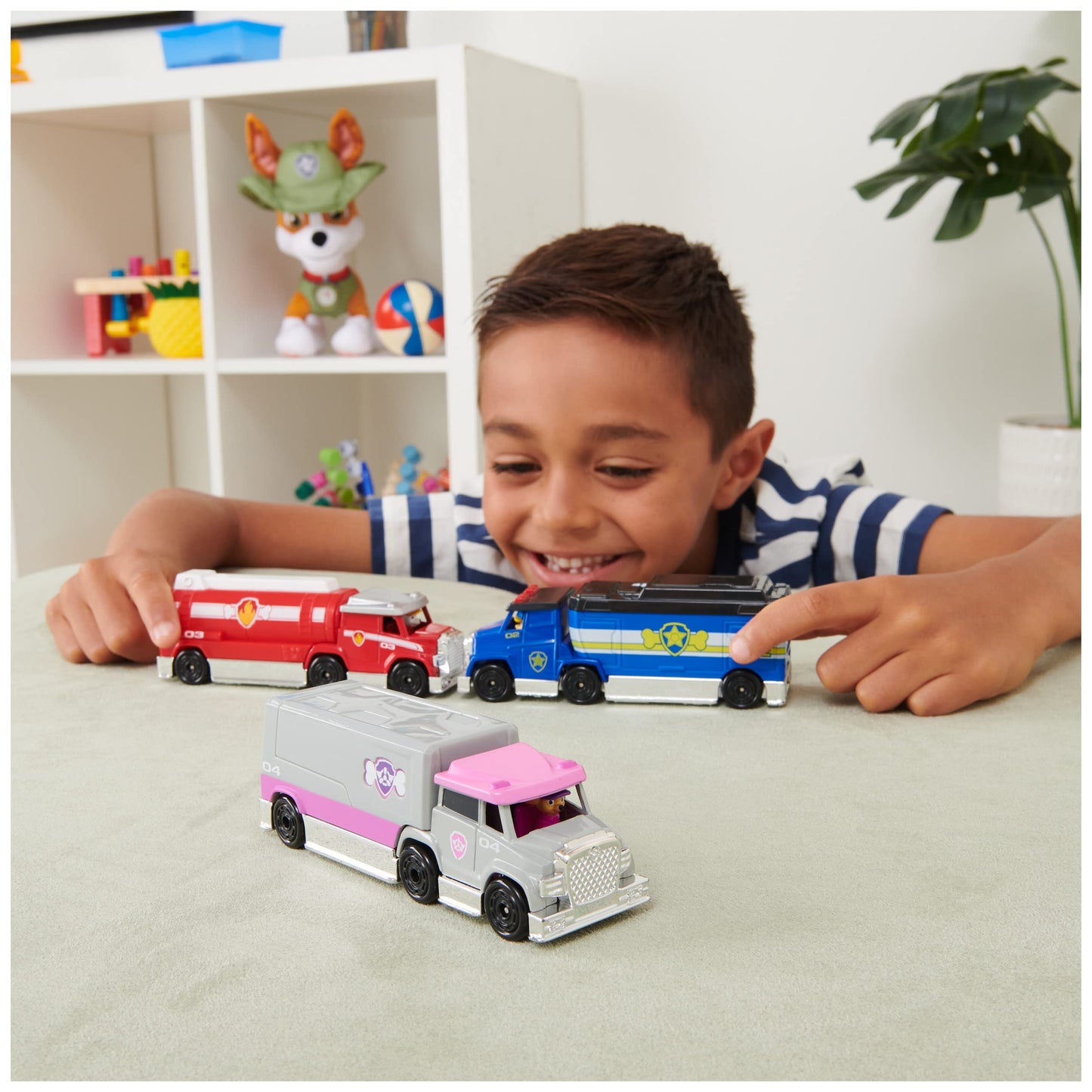 PAW Patrol True Metal Chase, Marshall & Skye – 1:55 Scale Big Truck Pups Vehicles | Amazon Exclusive