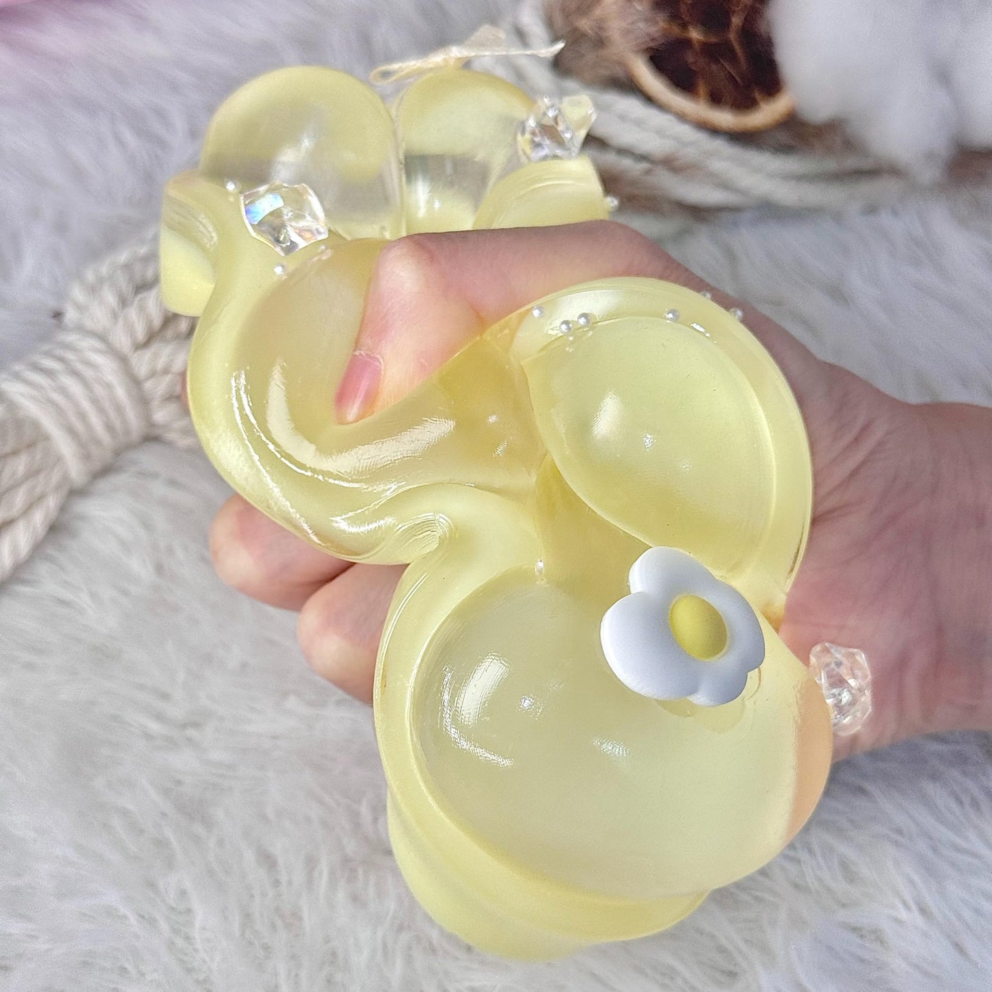 Pawfect Tail Big Taba Squishy Cat Paw – 5in Stress Relief Squeeze Toy (Yellow)