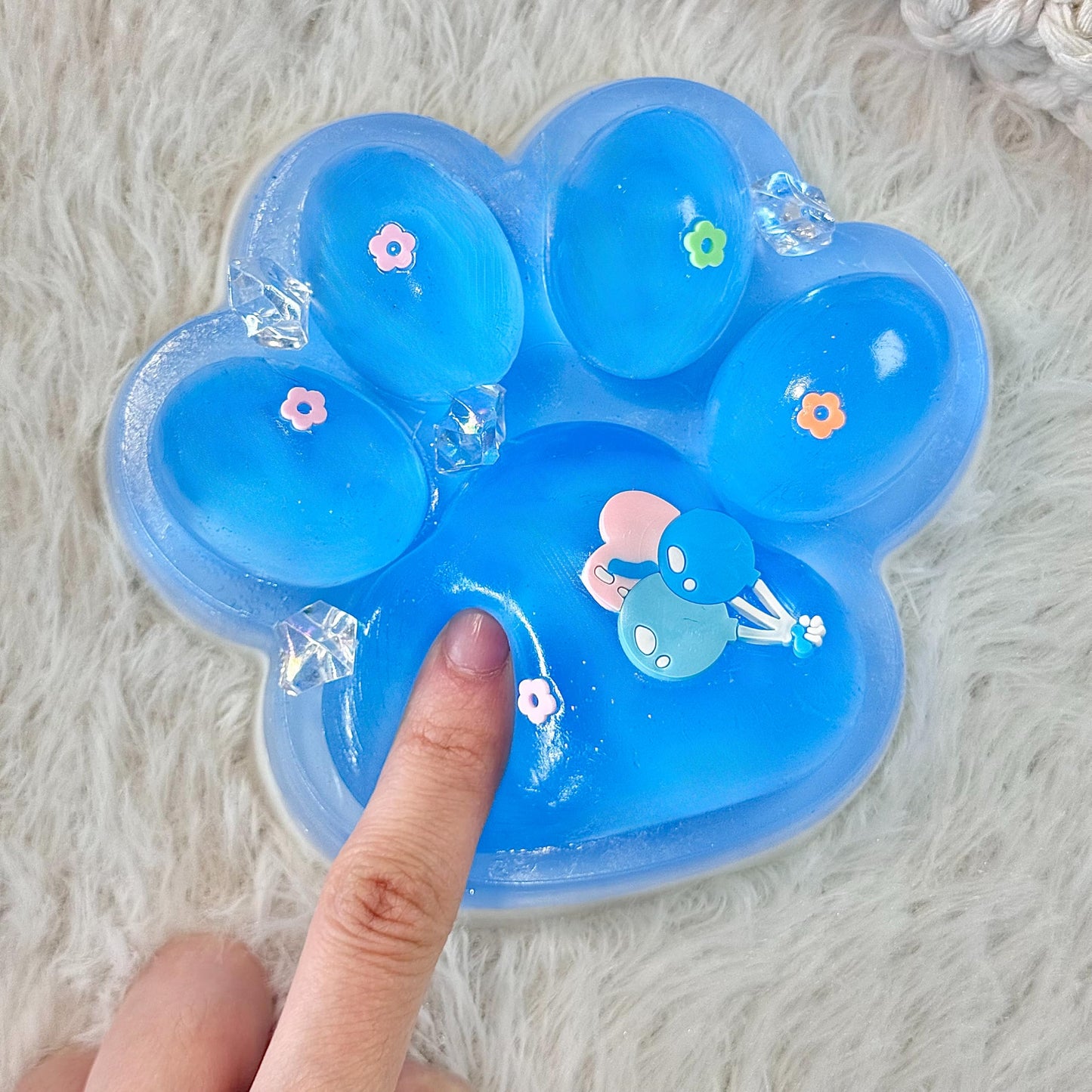 Pawfect Tail Big Taba Squishy Paw – 5-Inch Glittering Blue & White Squeeze Toy