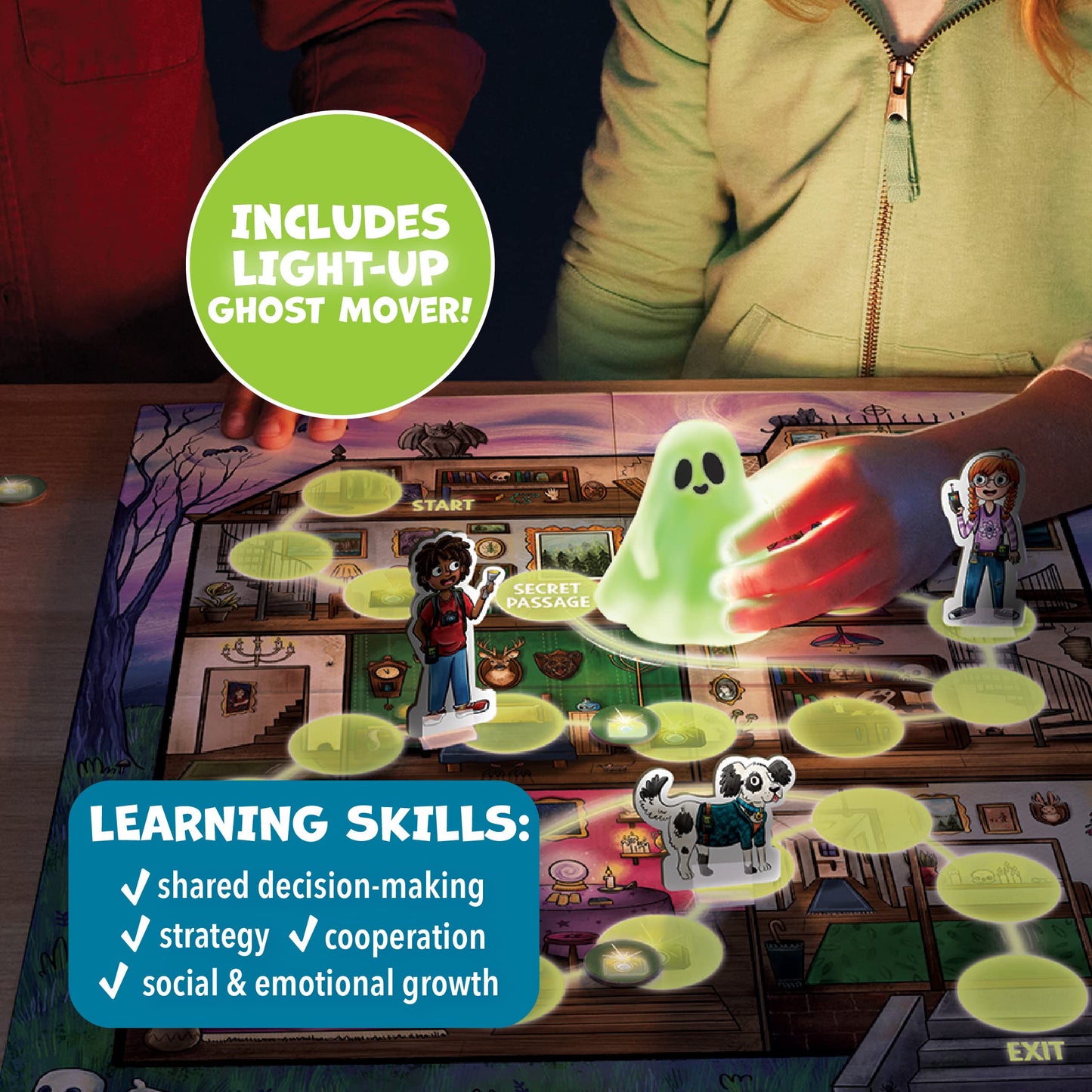 Peaceable Kingdom Ghost in The Attic – Glow-in-the-Dark Cooperative Family Board Game (Ages 5+)