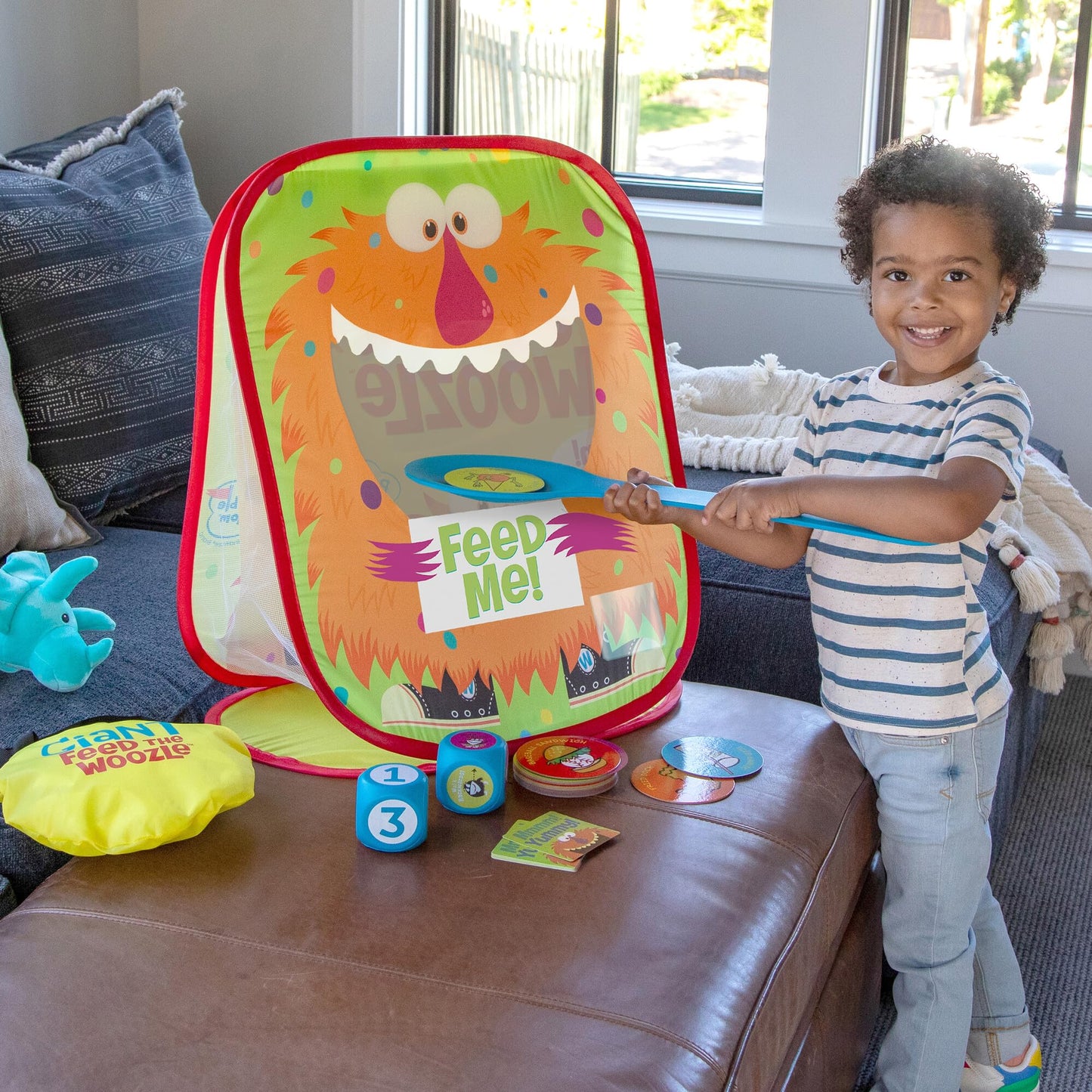 Peaceable Kingdom Giant Feed The Woozle Cooperative Game – Ages 3+