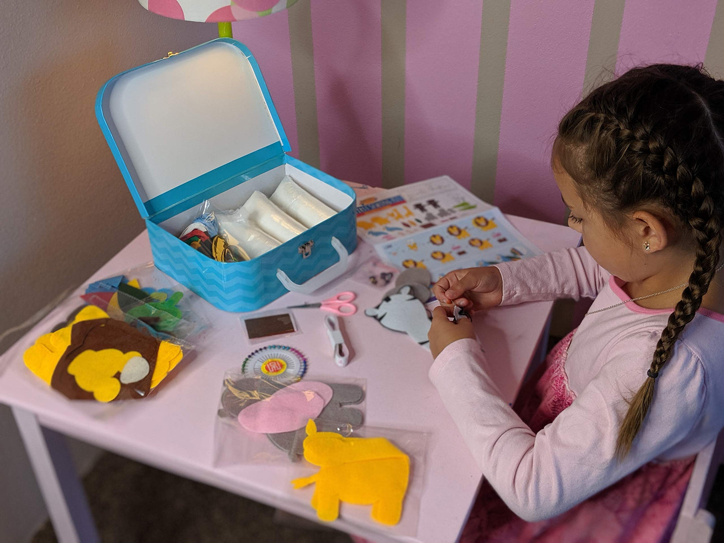 Peachy Keen Crafts Kids Sewing Kit | Learn to Sew for Ages 8-12 | 6 Felt Projects