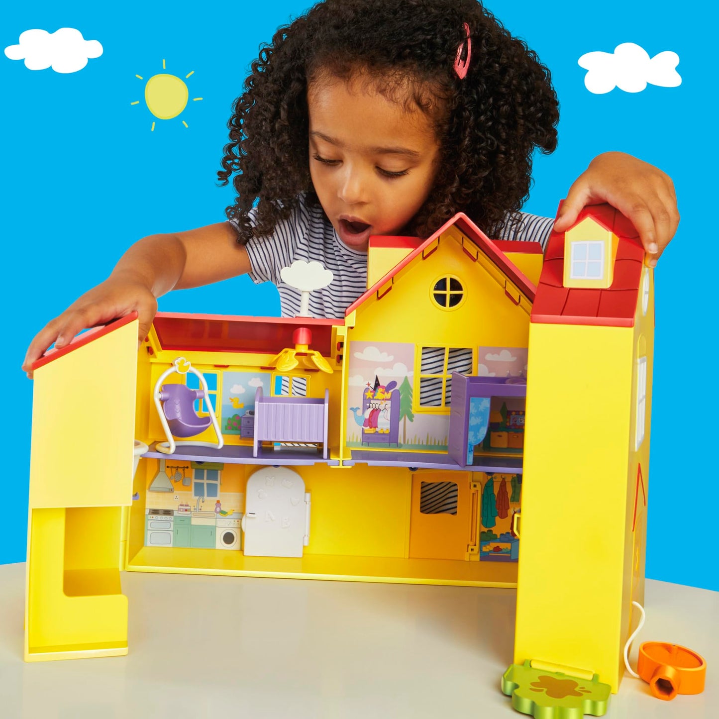 Peppa Pig Big Family House Playset with Baby Evie – 2025 Edition (3 Figures, 11 Accessories)