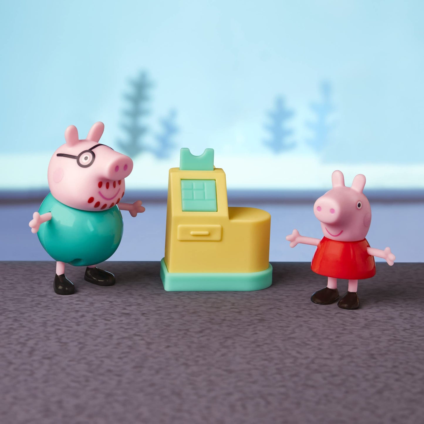 Peppa Pig Peppa’s Adventures Aquarium Adventure Playset – 4 Figures & 8 Accessories | Ages 3+