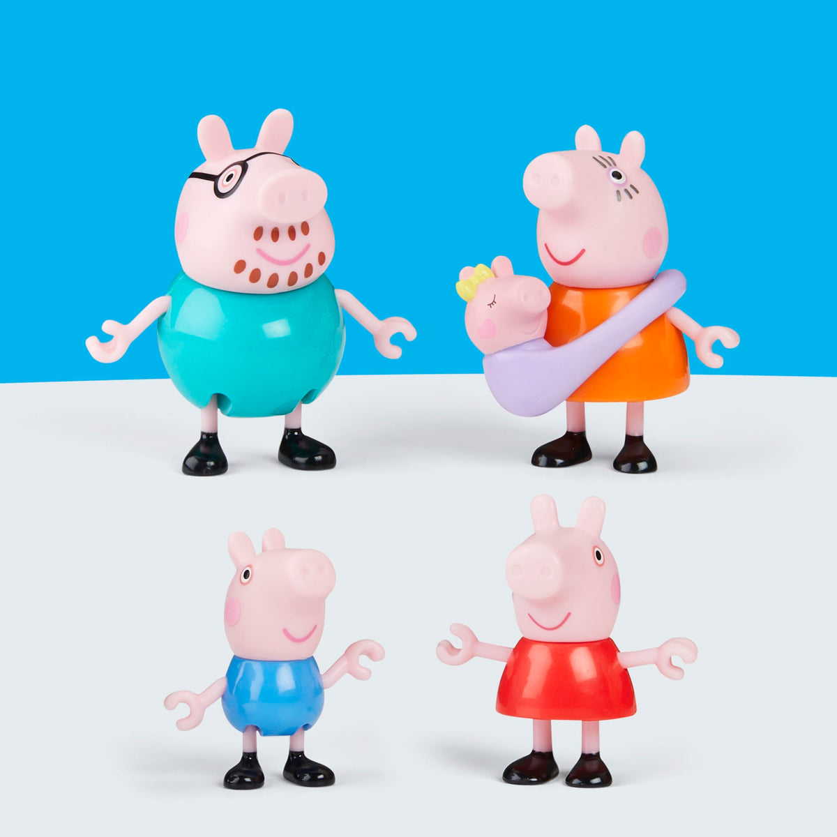 Peppa Pig Family of Five with Baby Evie – Poseable Figures Hold Hands | Preschool Toys 3+