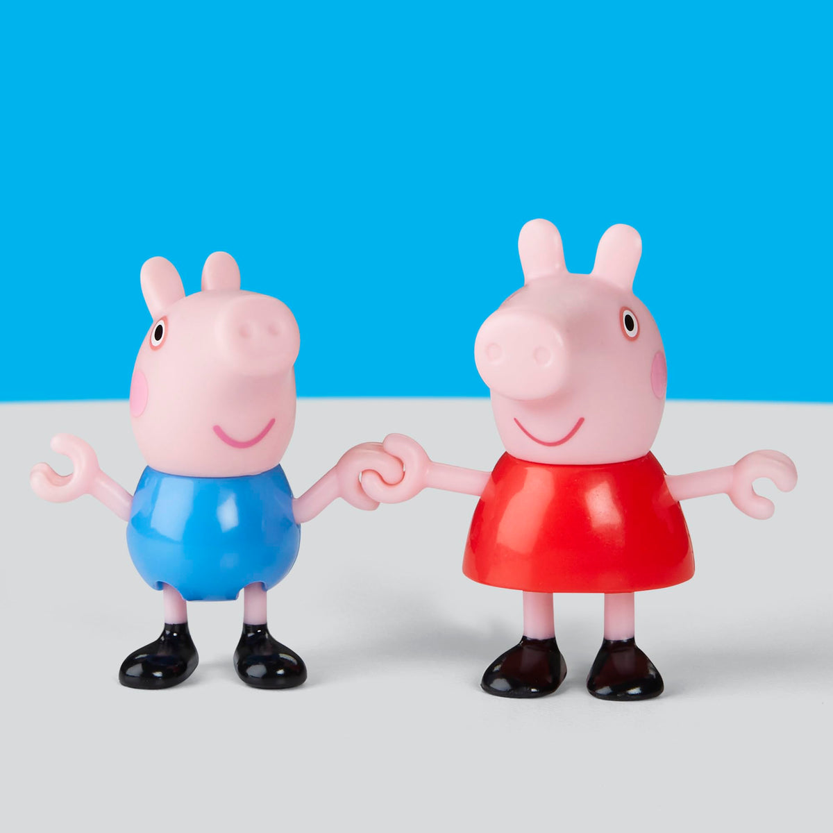 Peppa Pig Family of Five with Baby Evie – Poseable Figures Hold Hands | Preschool Toys 3+