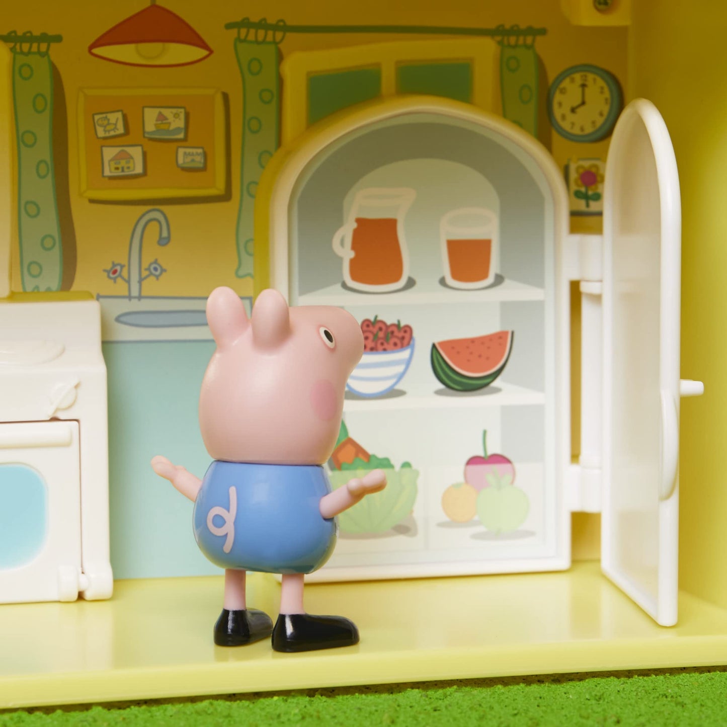 Peppa Pig Toys: Peppa's Family Home Combo – 2-Story House Playset with 4 Figures & Red Car | Preschool Toys for 3+ (Amazon Exclusive)