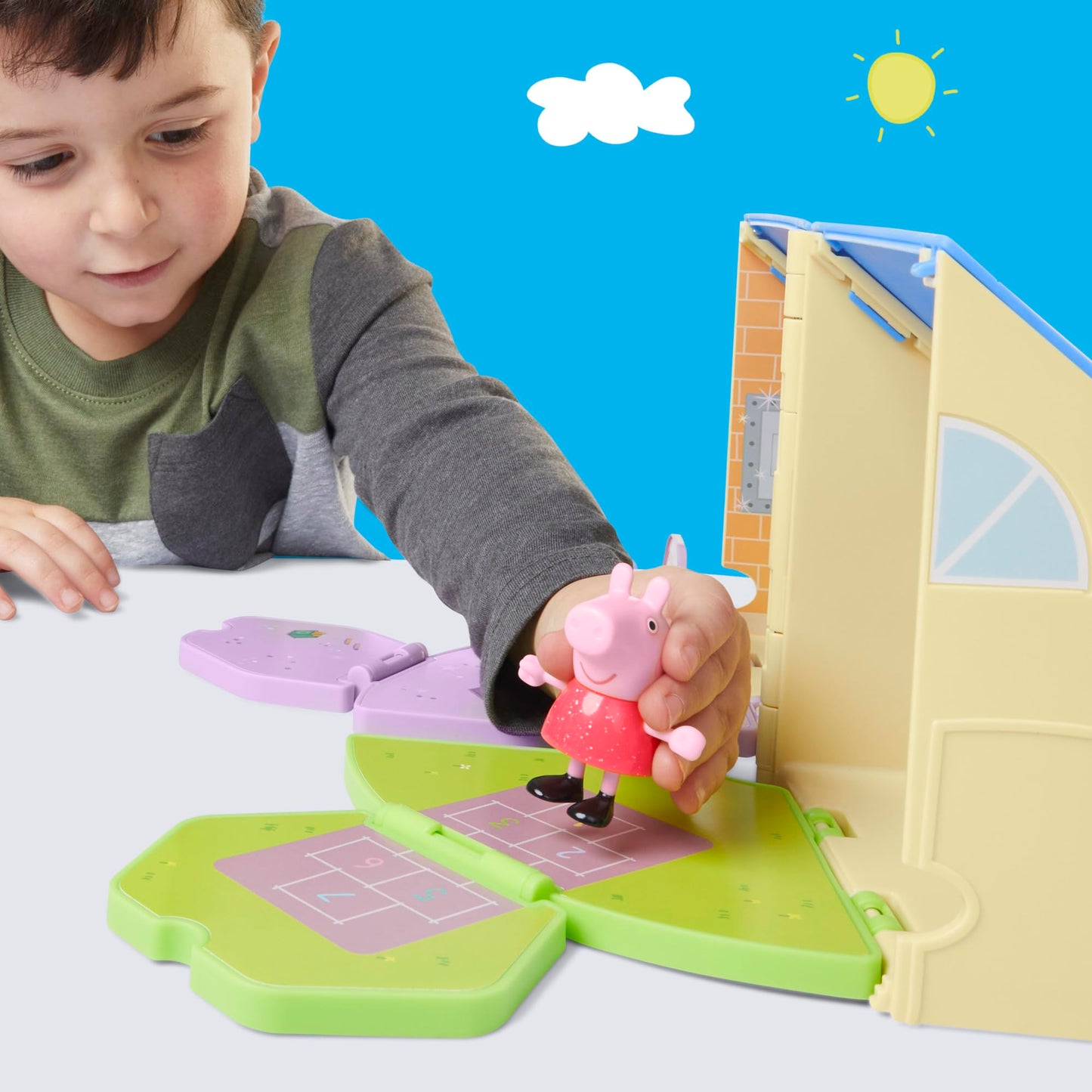 Peppa Pig Pop-Open Playgroup Playset with Figure – 3+ Preschool Toy