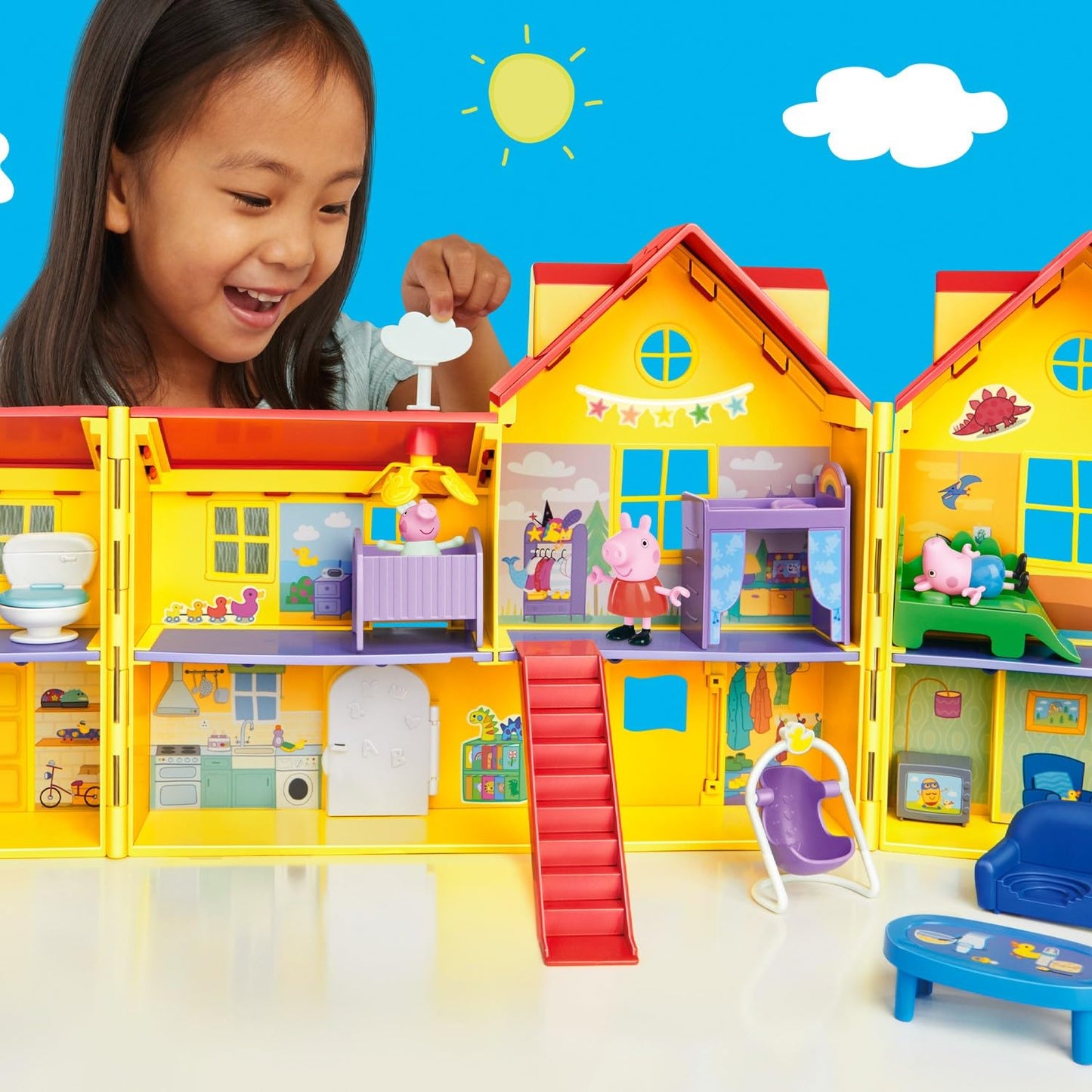 Peppa Pig Big Family House Playset with Baby Evie – 2025 Edition (3 Figures, 11 Accessories)