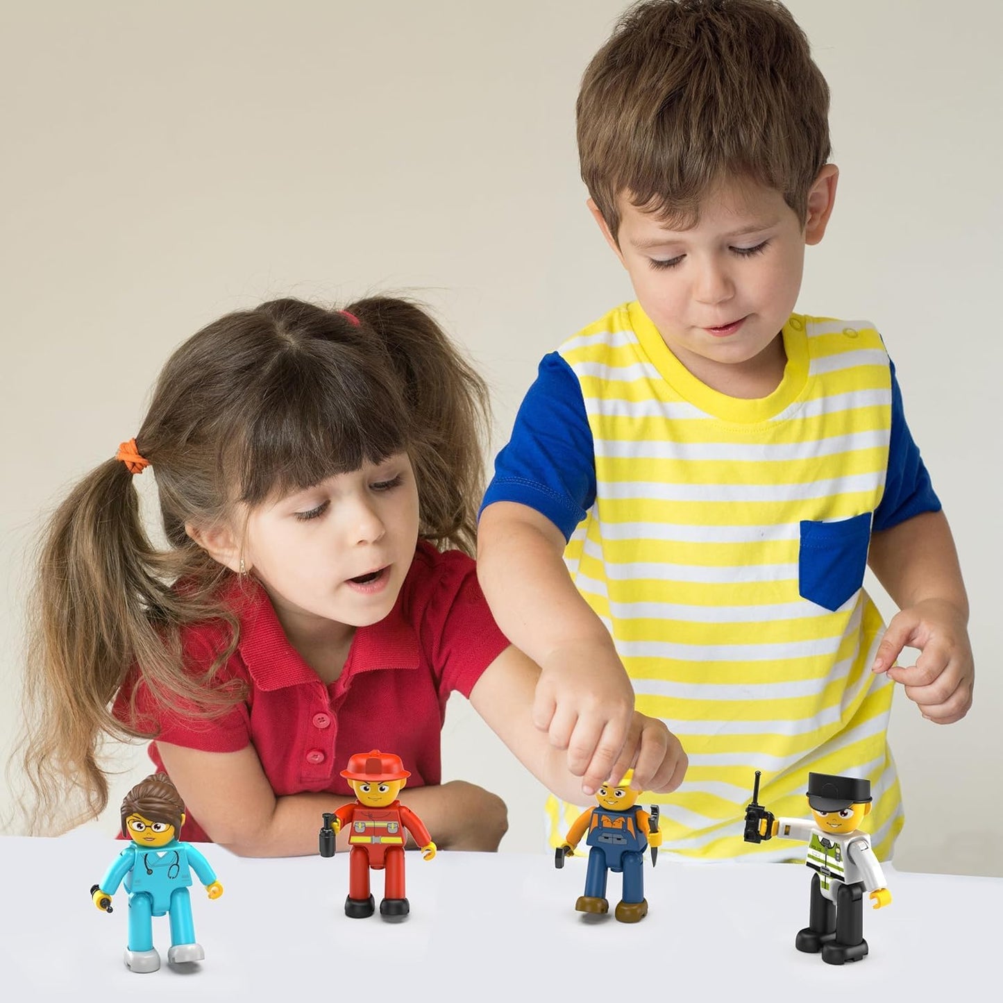 PicassoTiles Magnetic Astronaut Figures – 4-Piece STEM Building Toy Set for 3+ | PTA17