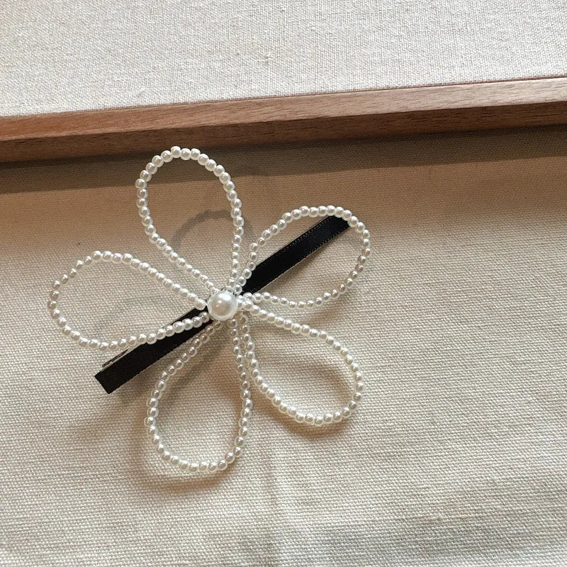 Sweet New Style Women's Flower Arylic Alloy Hair Clip