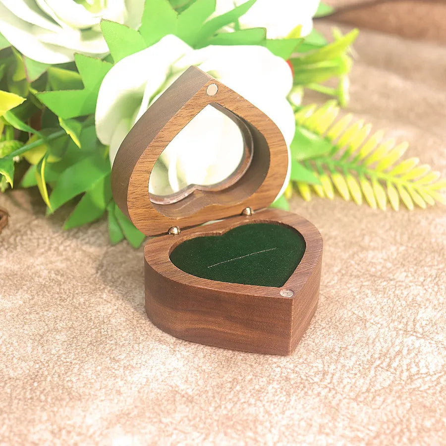 1 Piece Wood Retro Daily Festival Heart Shape Solid Color Jewelry Boxes
